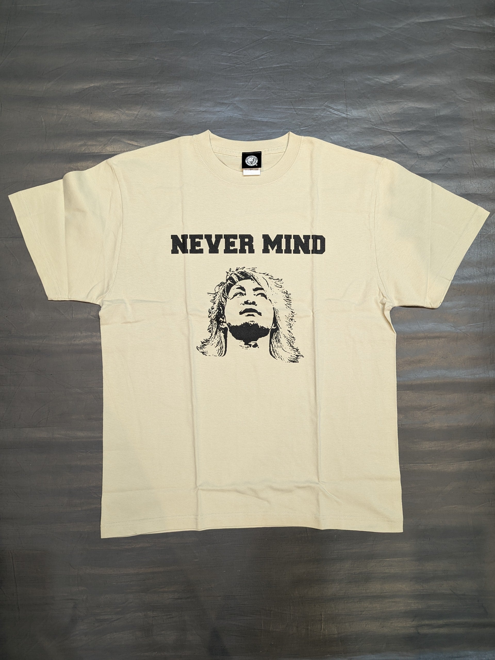 never mind Tシャツ XL JESSE×KJ ステッカー付き Jesse × kj × osamusan 夢のコラボ✨ はい。そうです。 春になって