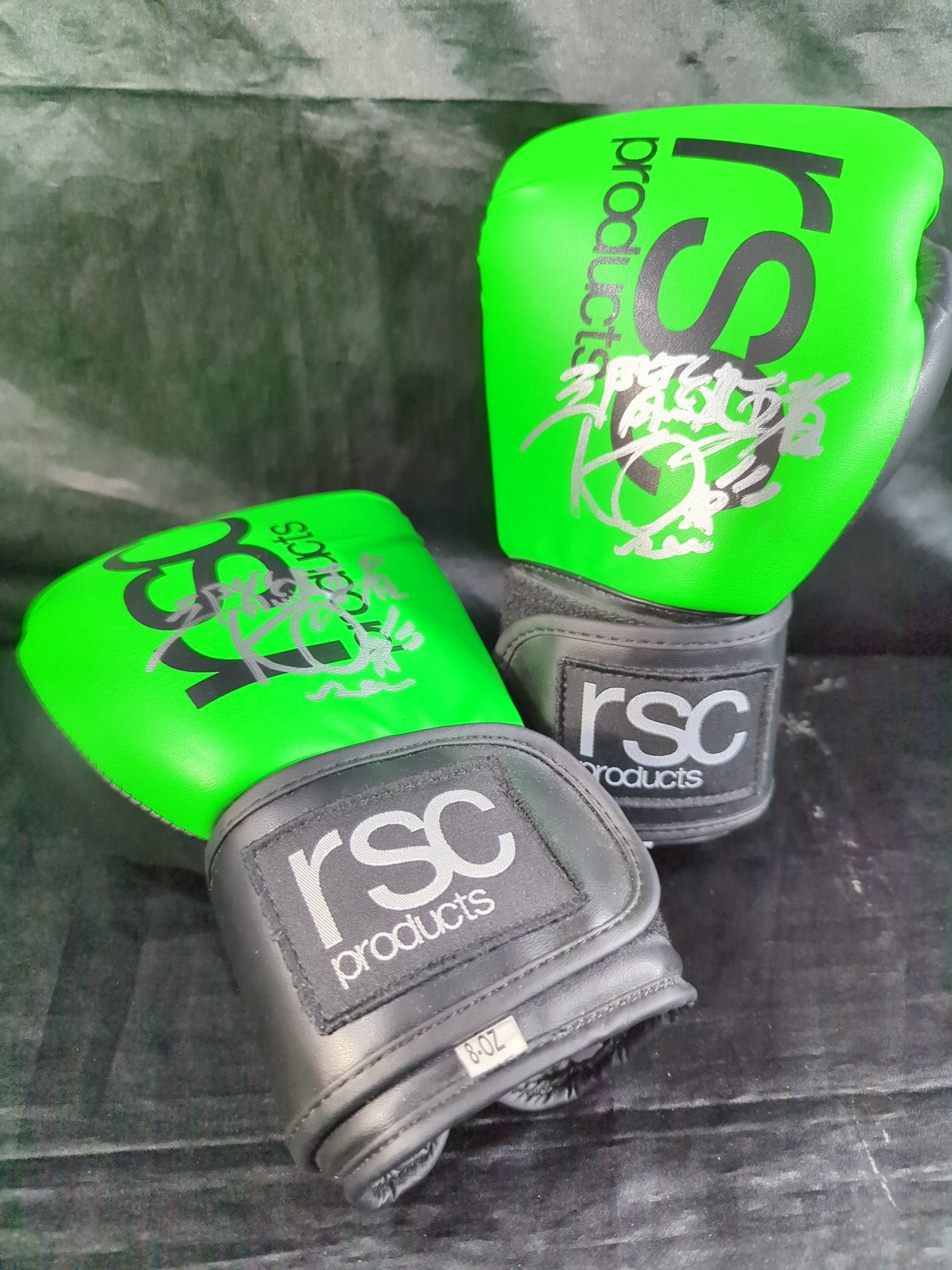 【専用】Winning rsc productsコラボグローブ 8 オンス緑/黒 田中恒成 直筆サイン入り】rsc ボクシンググローブ – 闘道館