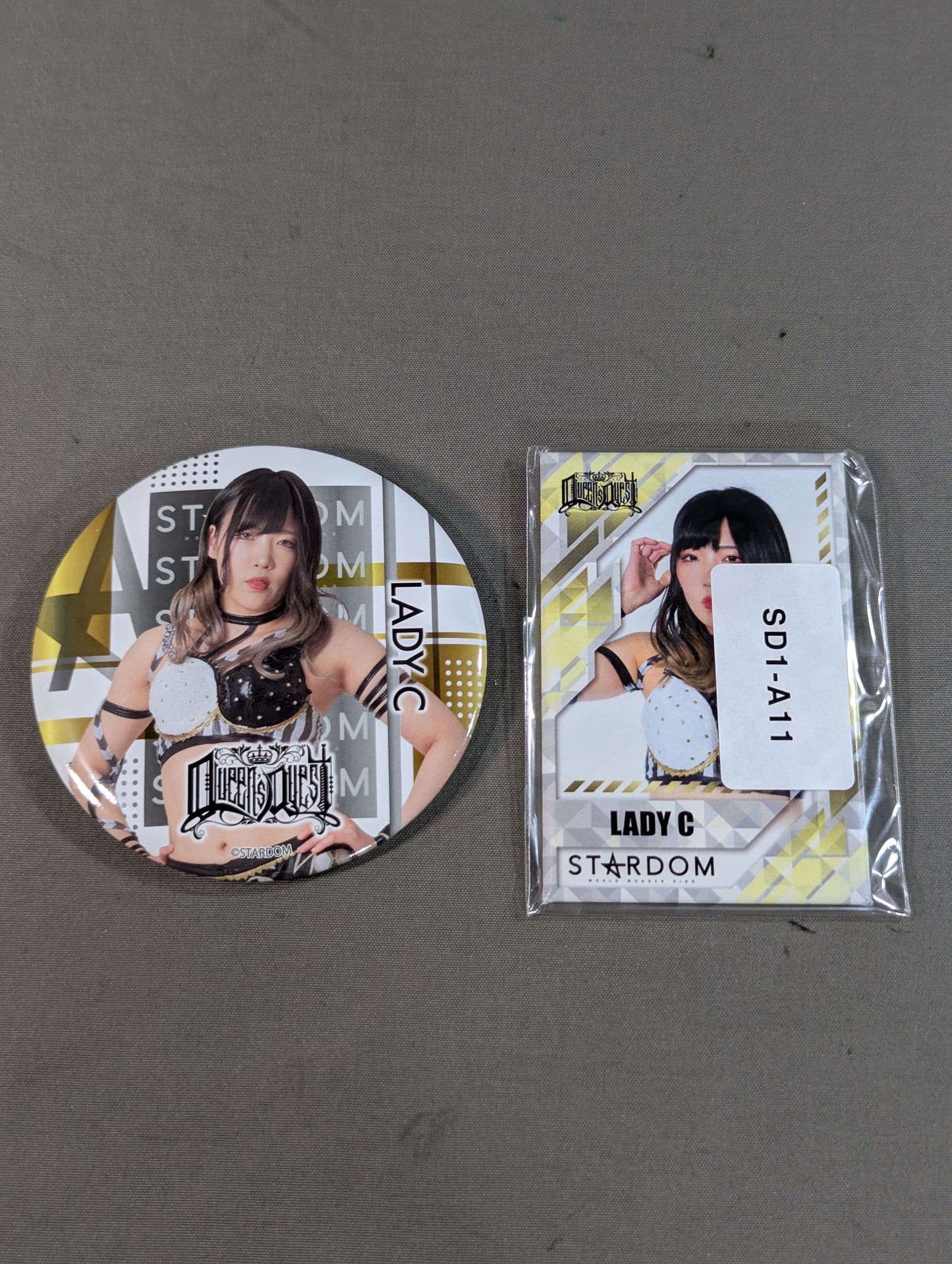 ★ Human Tower★ Lady C PinBack button Sets(1)