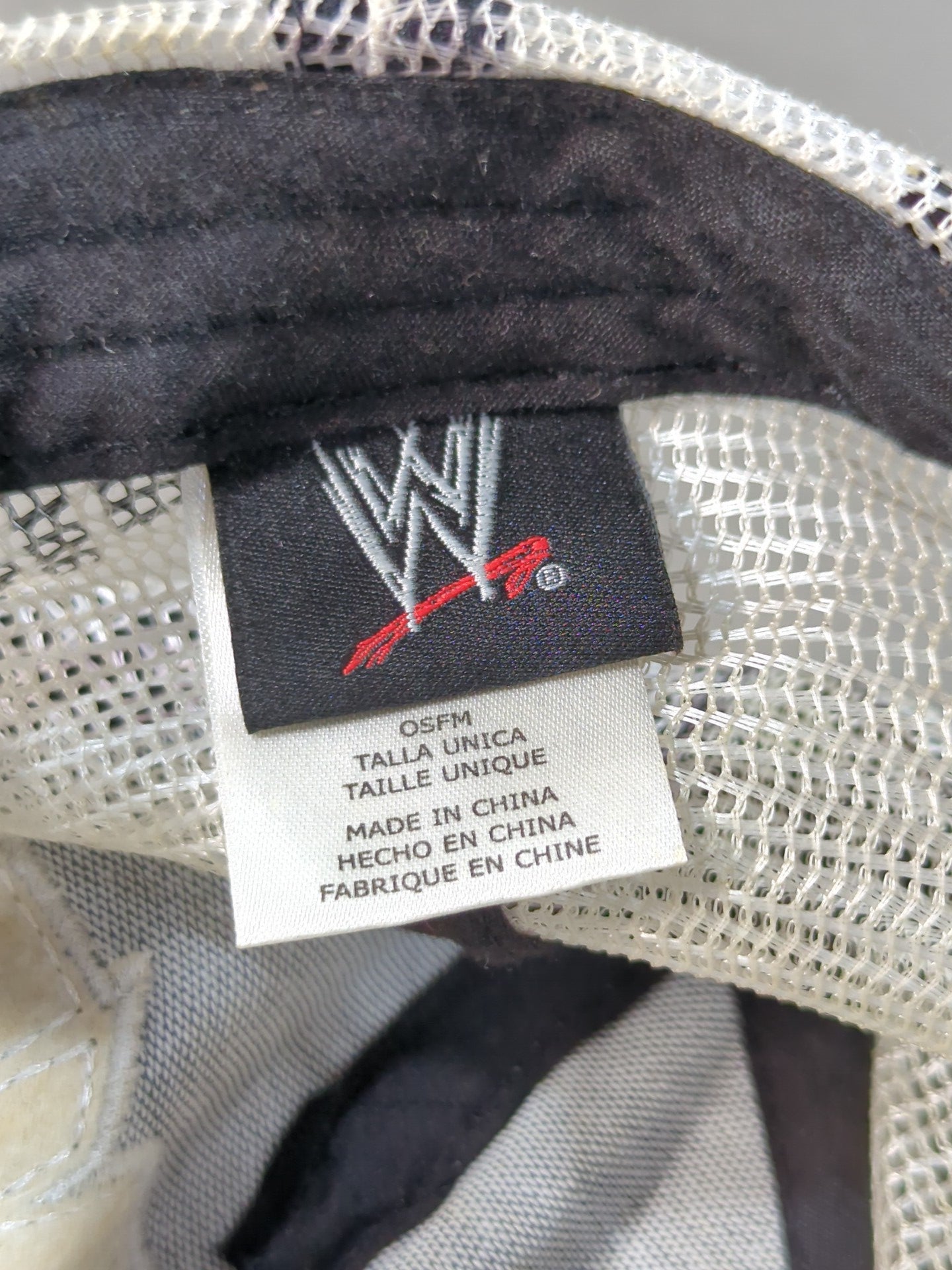 ストーン・コールド・スティーブ・オースチン メッシュキャップ①(WWE/ブラック)