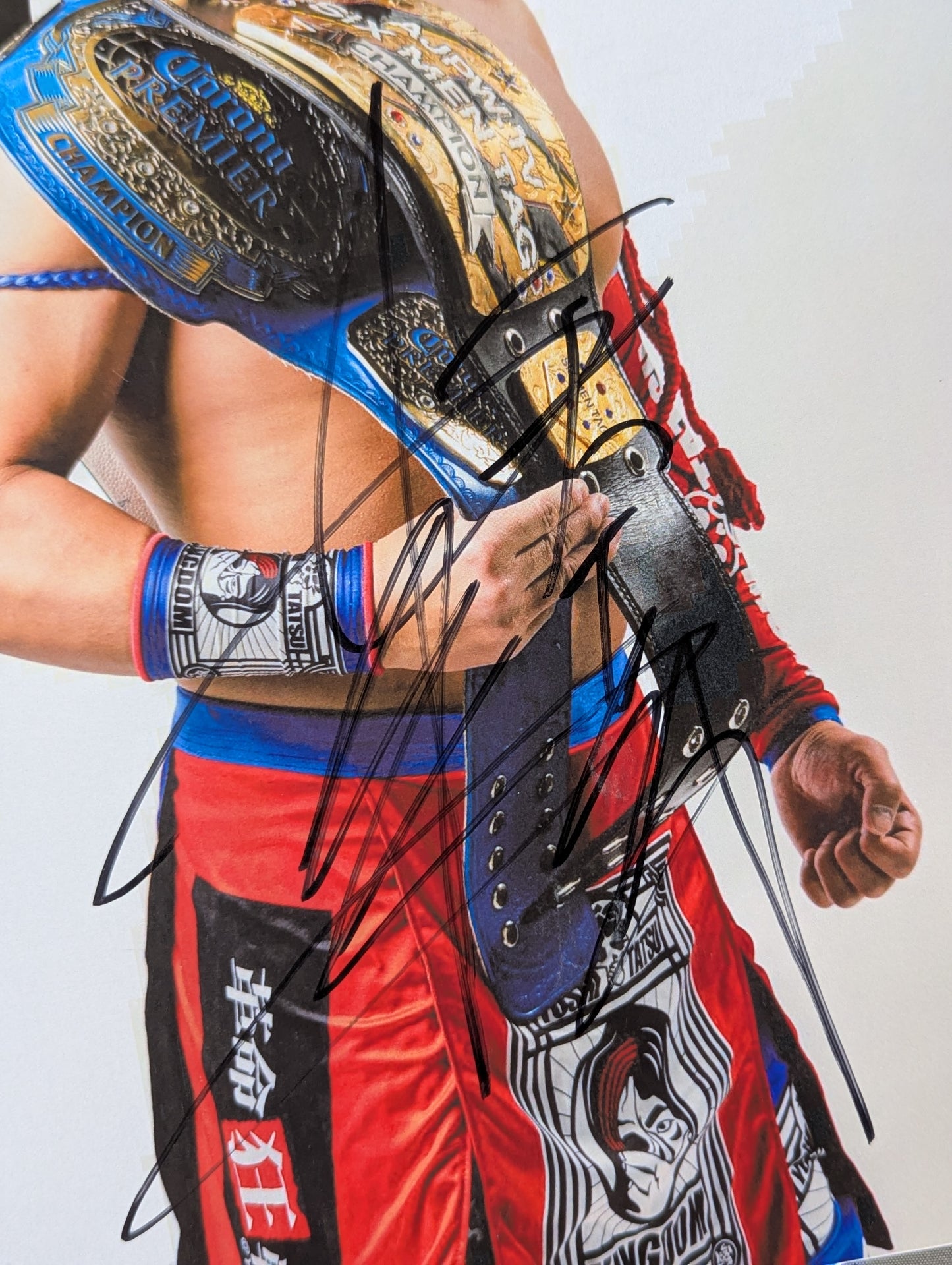 Yoshitatsu hand signed autograph Pro-Photo (A-1)