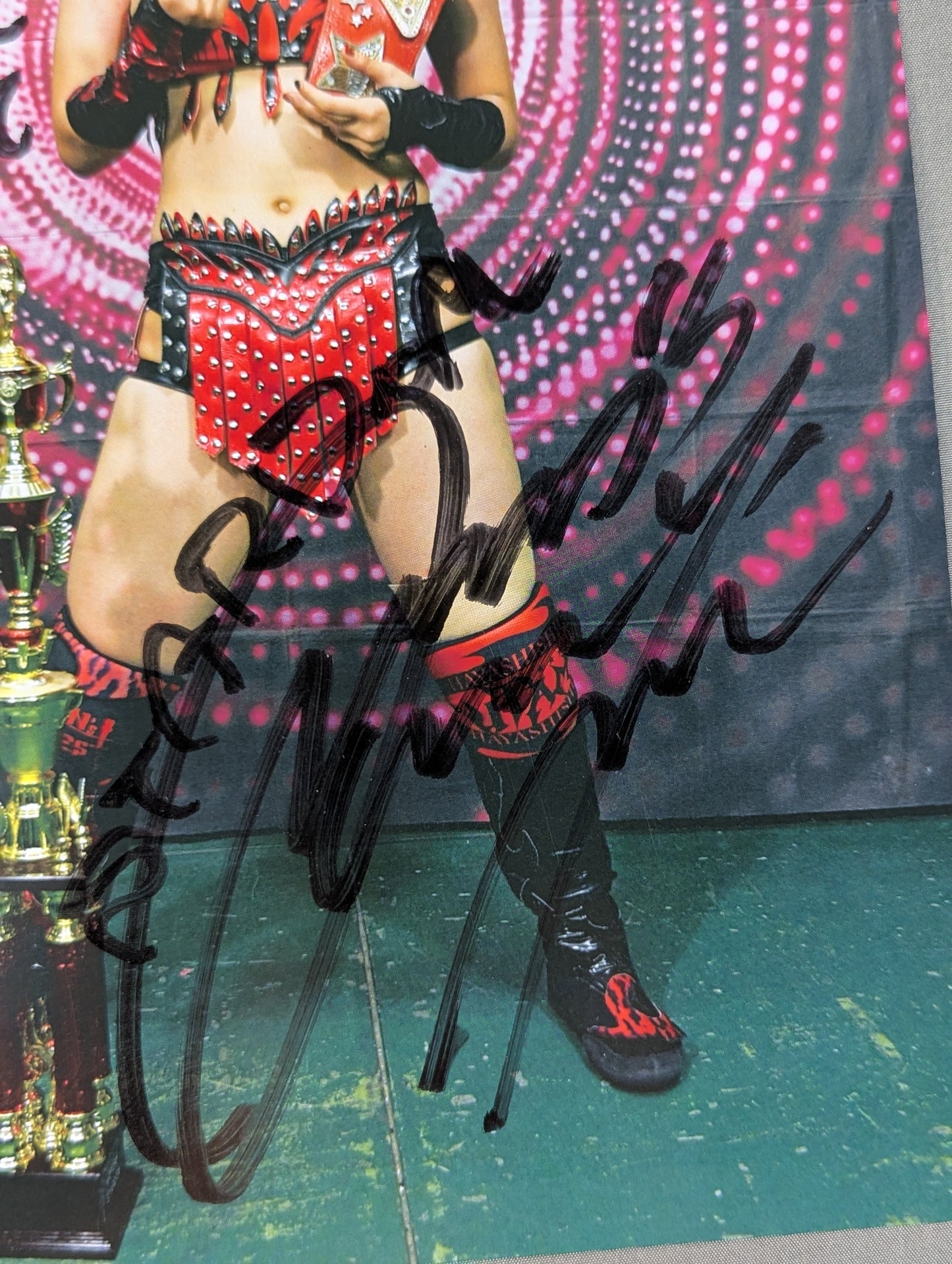 Utami Hayashishita hand signed autograph Starda Mu Pro-Photo (W-3)