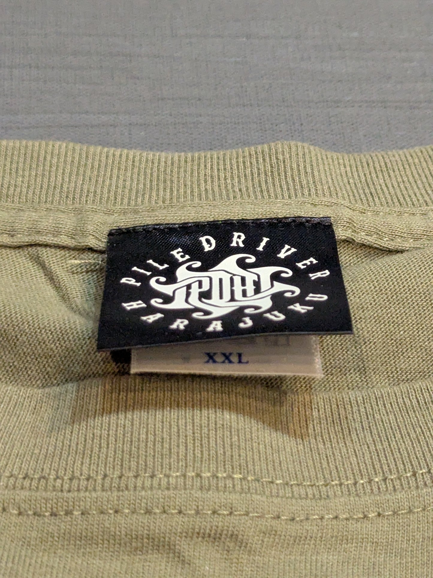 鈴木みのる「GOTCH STYLE PILE DRIVER」Tシャツ②(カーキ)