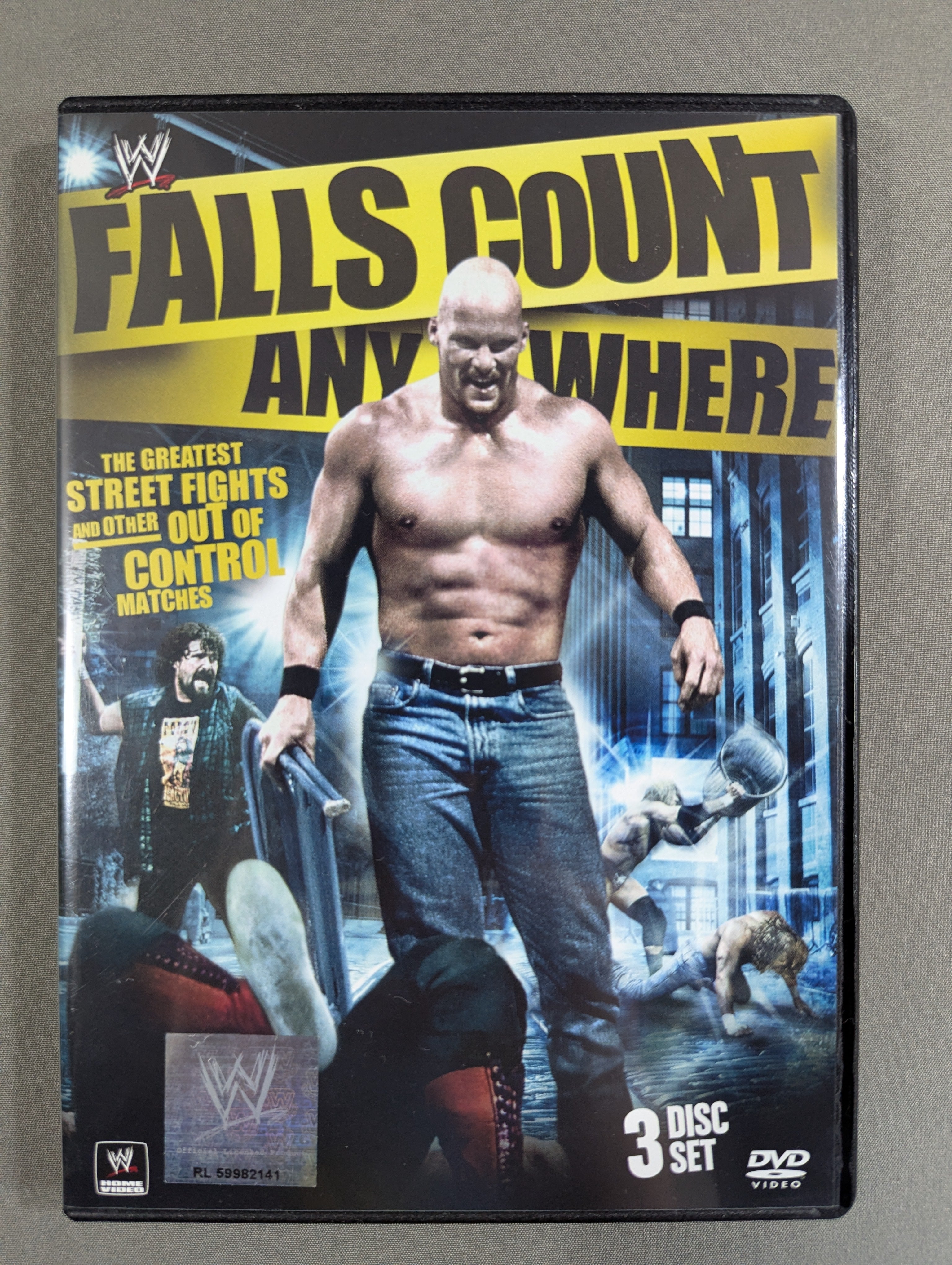 WWE フォールズ・カウント・エニウェア – 闘道館