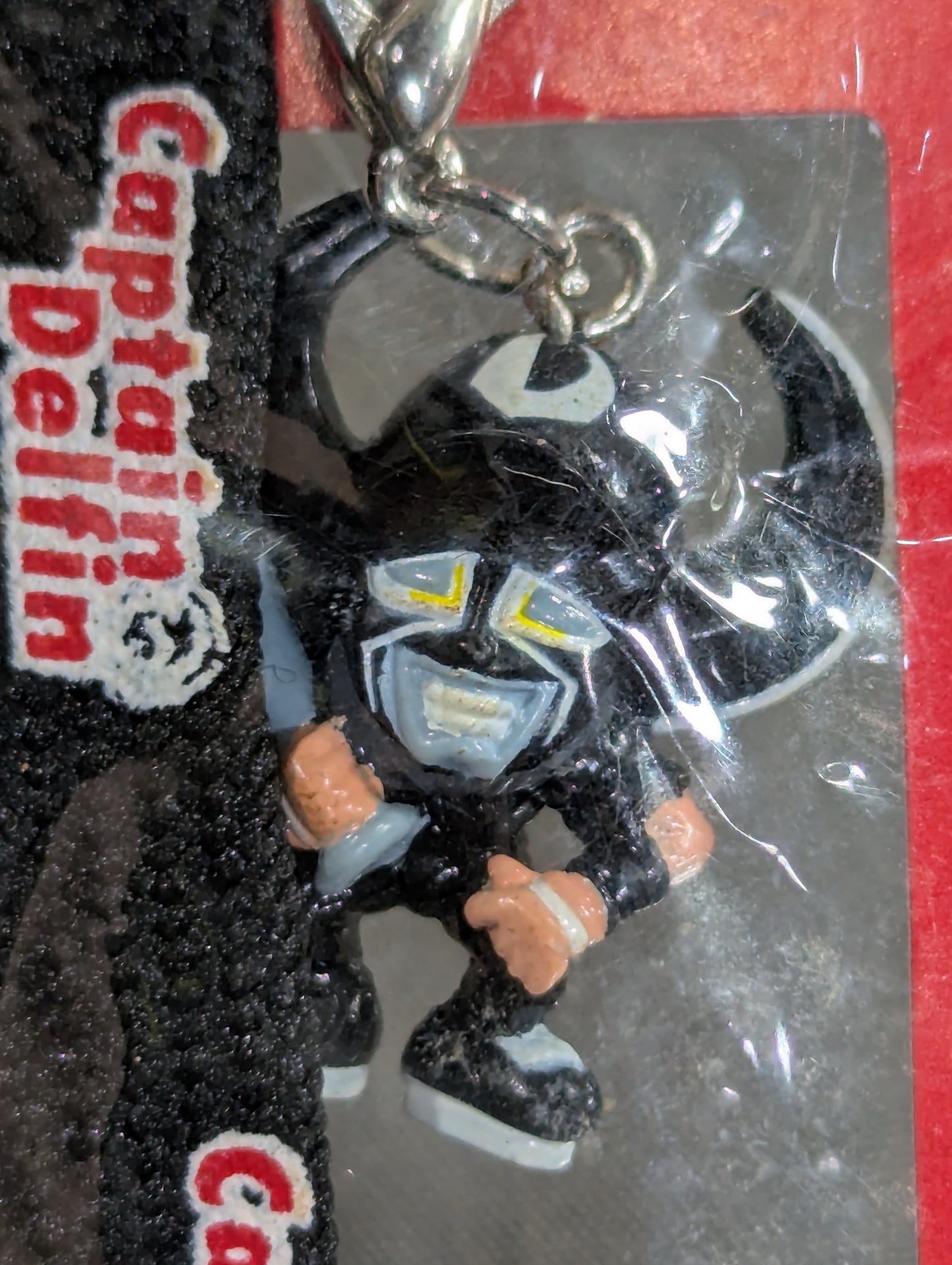 大阪プロレス ブラック・バファロー フィギュアストラップ