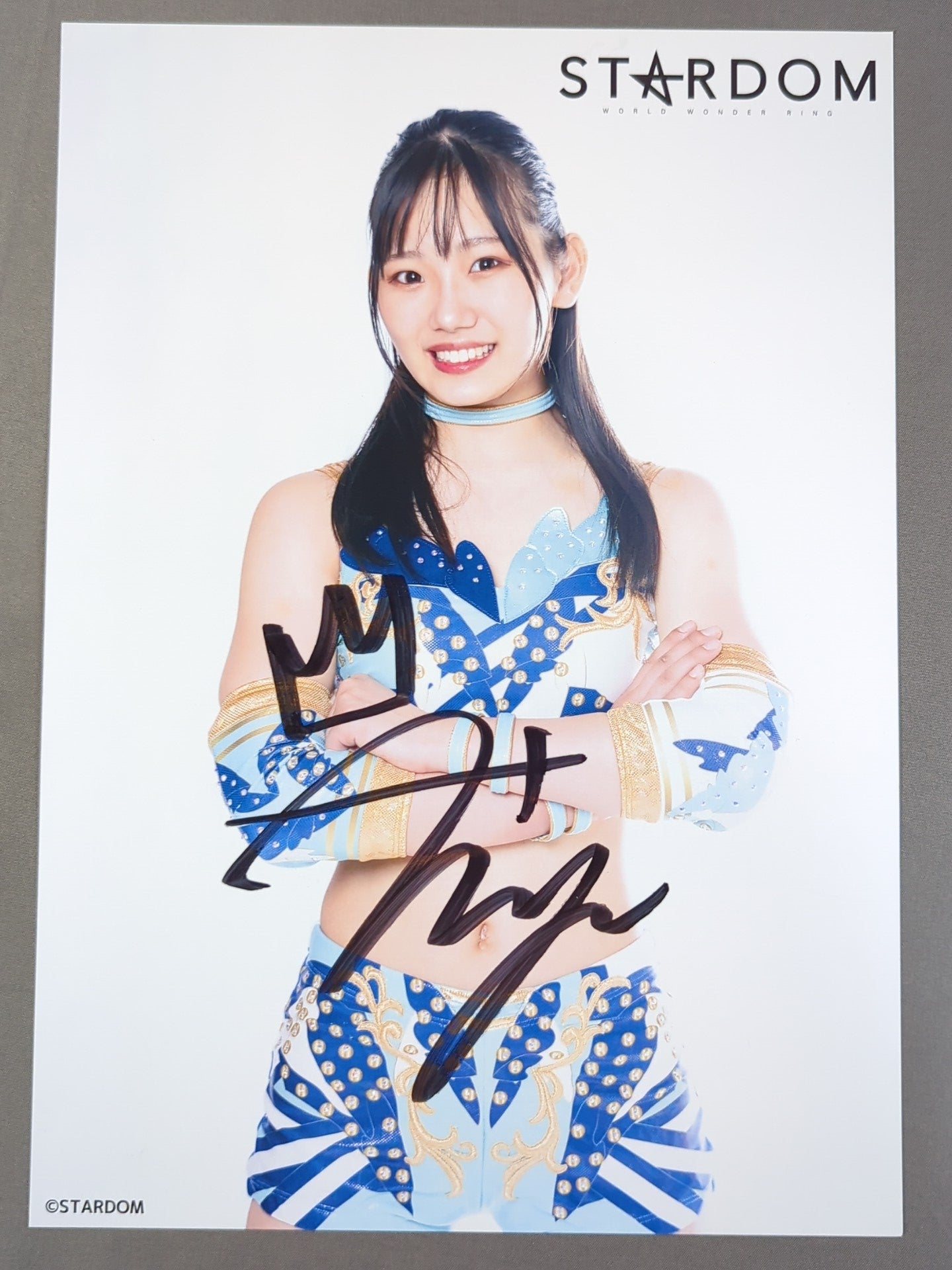 【新品未使用】天咲光由 選手 直筆サイン入り記念フォトフレーム 天咲光由 直筆サイン入り スターダムポートレート(L-5) – 闘道館