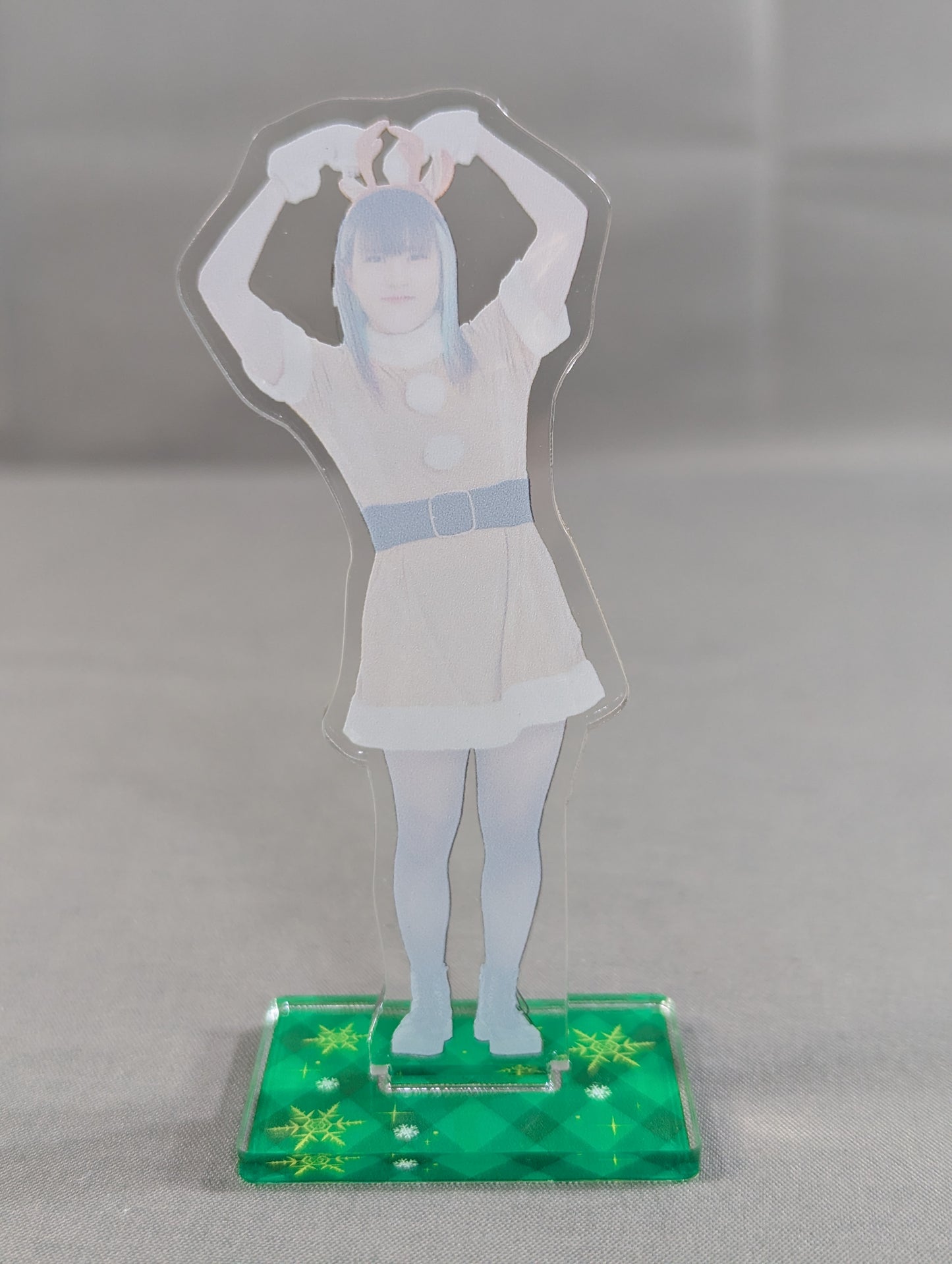 星来芽依 アクリルスタンド(クリスマス)