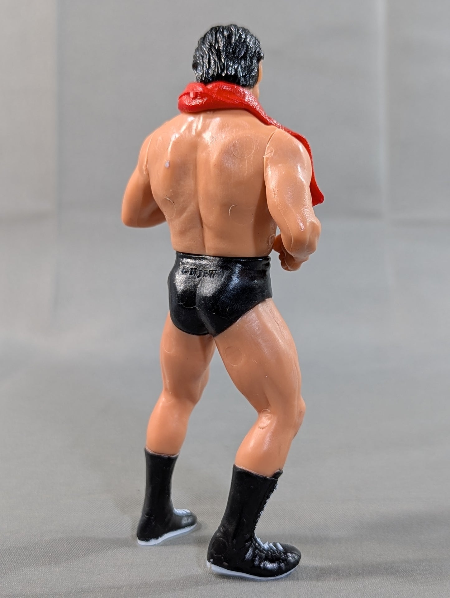 Antonio Inoki (red towel)