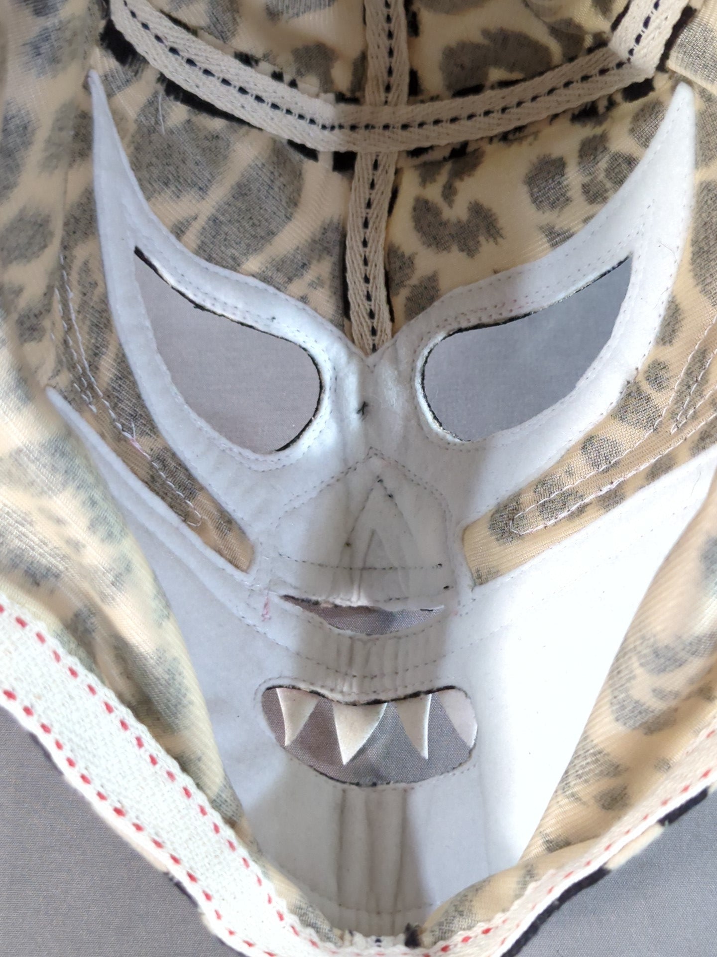 Mil Mascaras