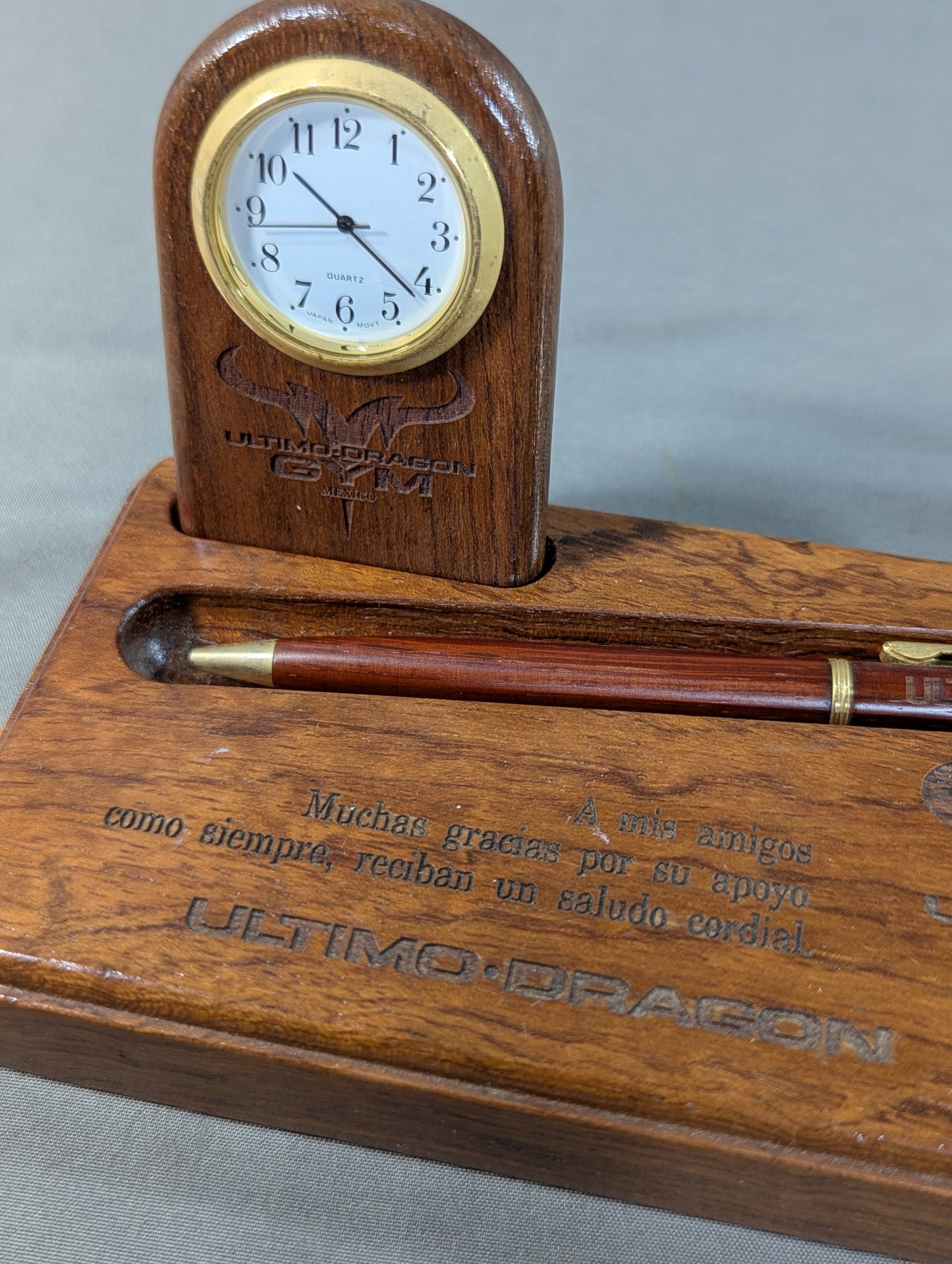 ULTIMO DRAGON GYM Toryumon MEXICO Wooden Pen Rest