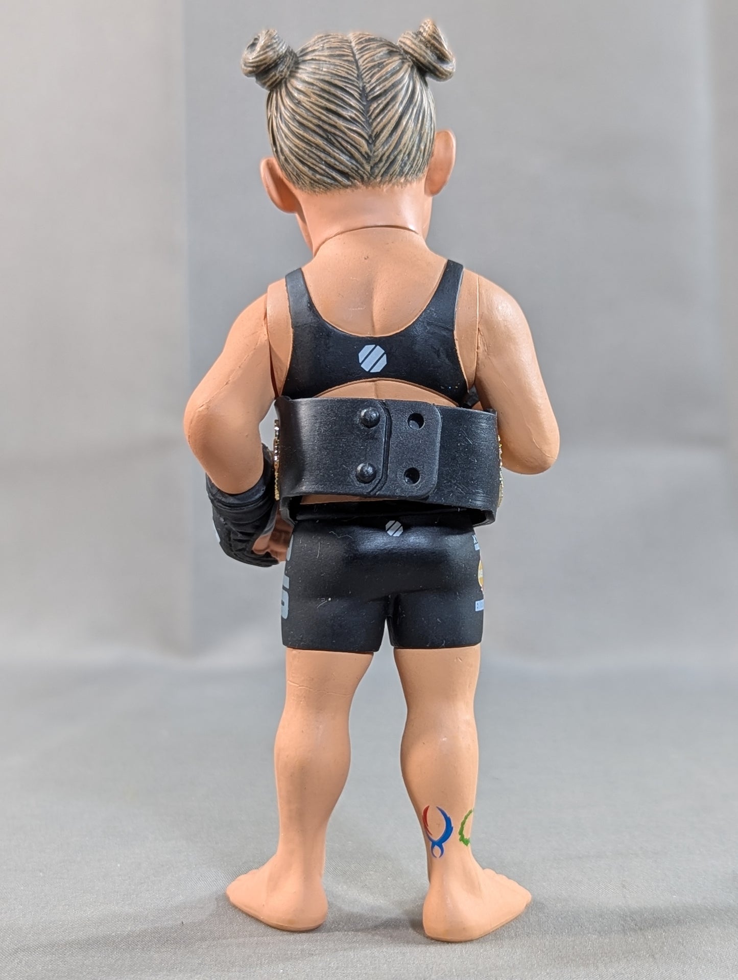 Ronda Rousey (Belt: ROUND 5, 6 inches)