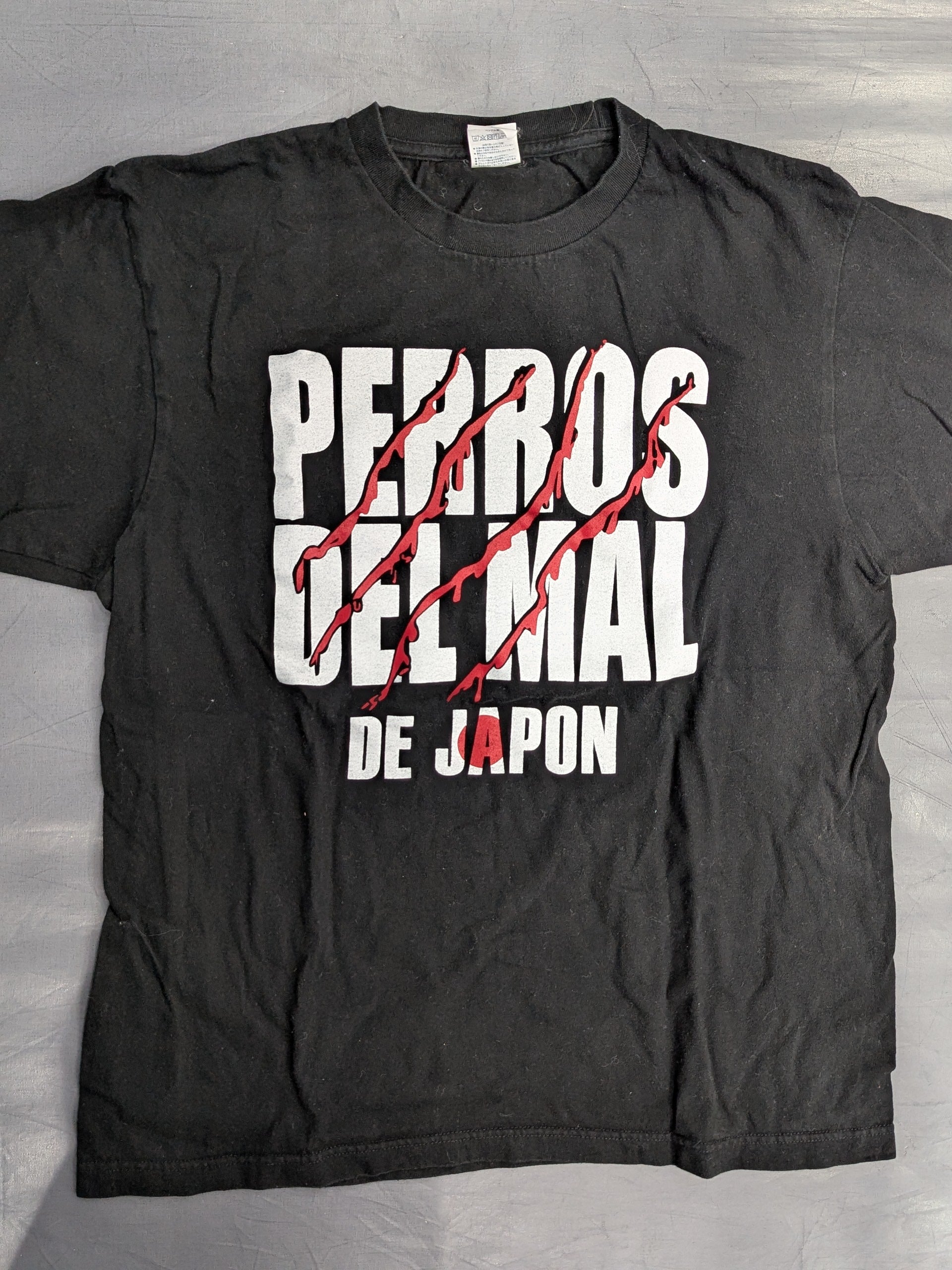 サイズXL PERROS DEL MAL DE JAPON Tシャツ PERROS DEL MAL DE JAPON Tシャツ – 闘道館