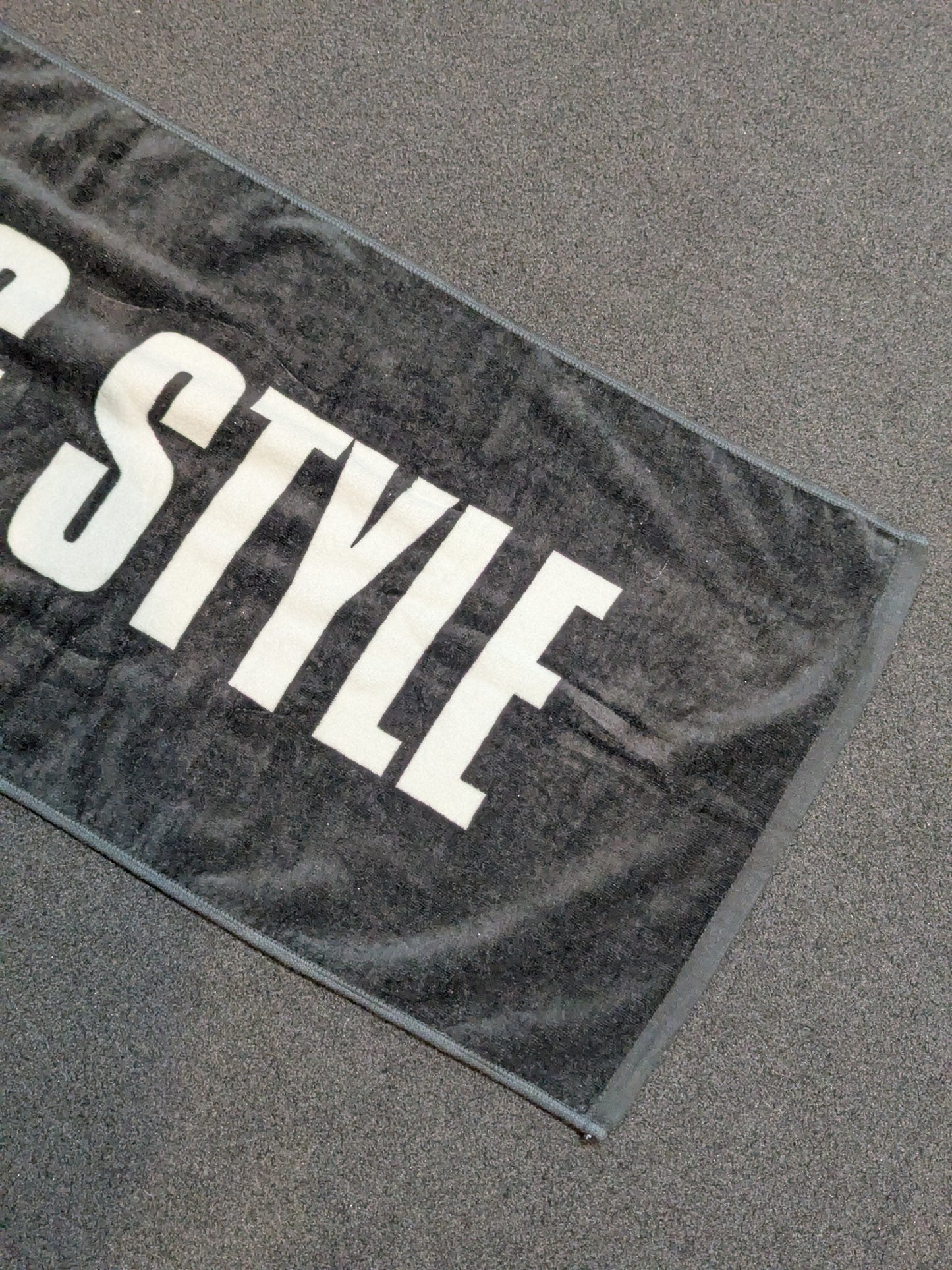 ★ ★ reversal KENTA "GO 2 SLEEP CLUB CIRCLE LOGO" towel