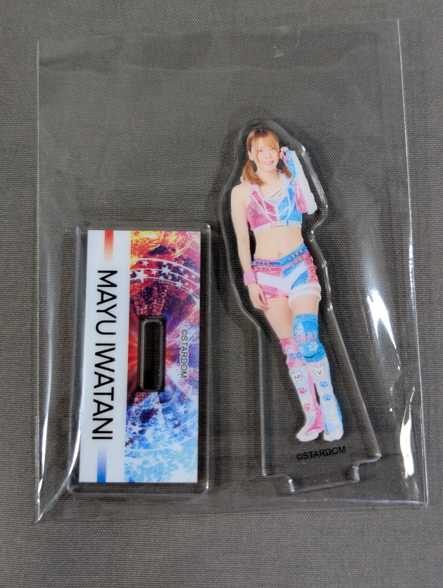 Mayu Iwatani Mini Acrylic Stand (2) WORLD WONDER RING STARDOM Lottery (2025)
