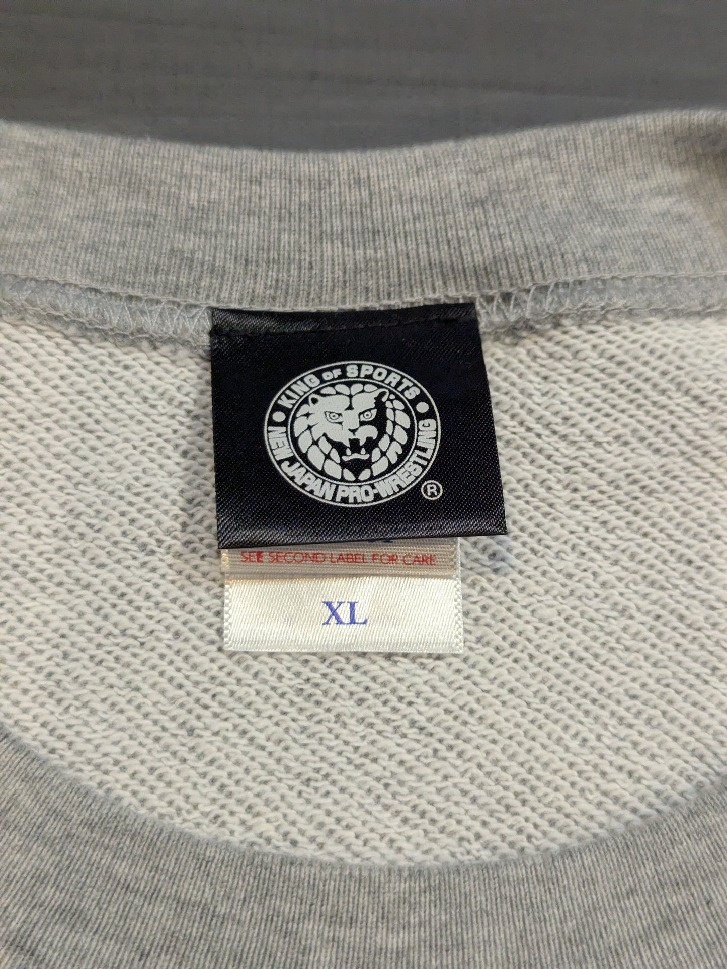 新日本プロレス 2025年福袋トレーナー(ミックスグレー)