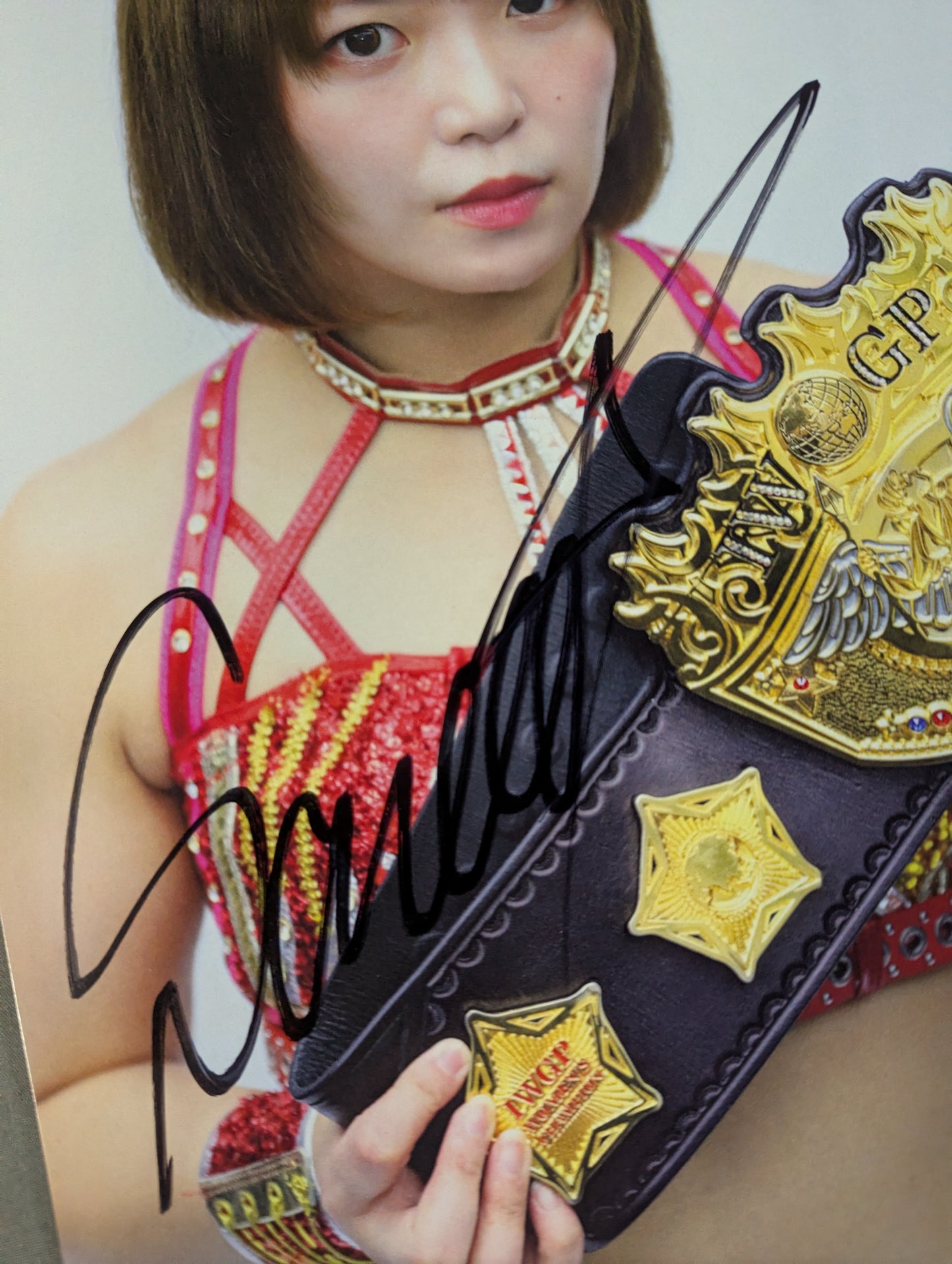 ★IWGP Women's Championship ★ Sareee (SARRAY) hand signed autograph Pro-Photo (G-7)
