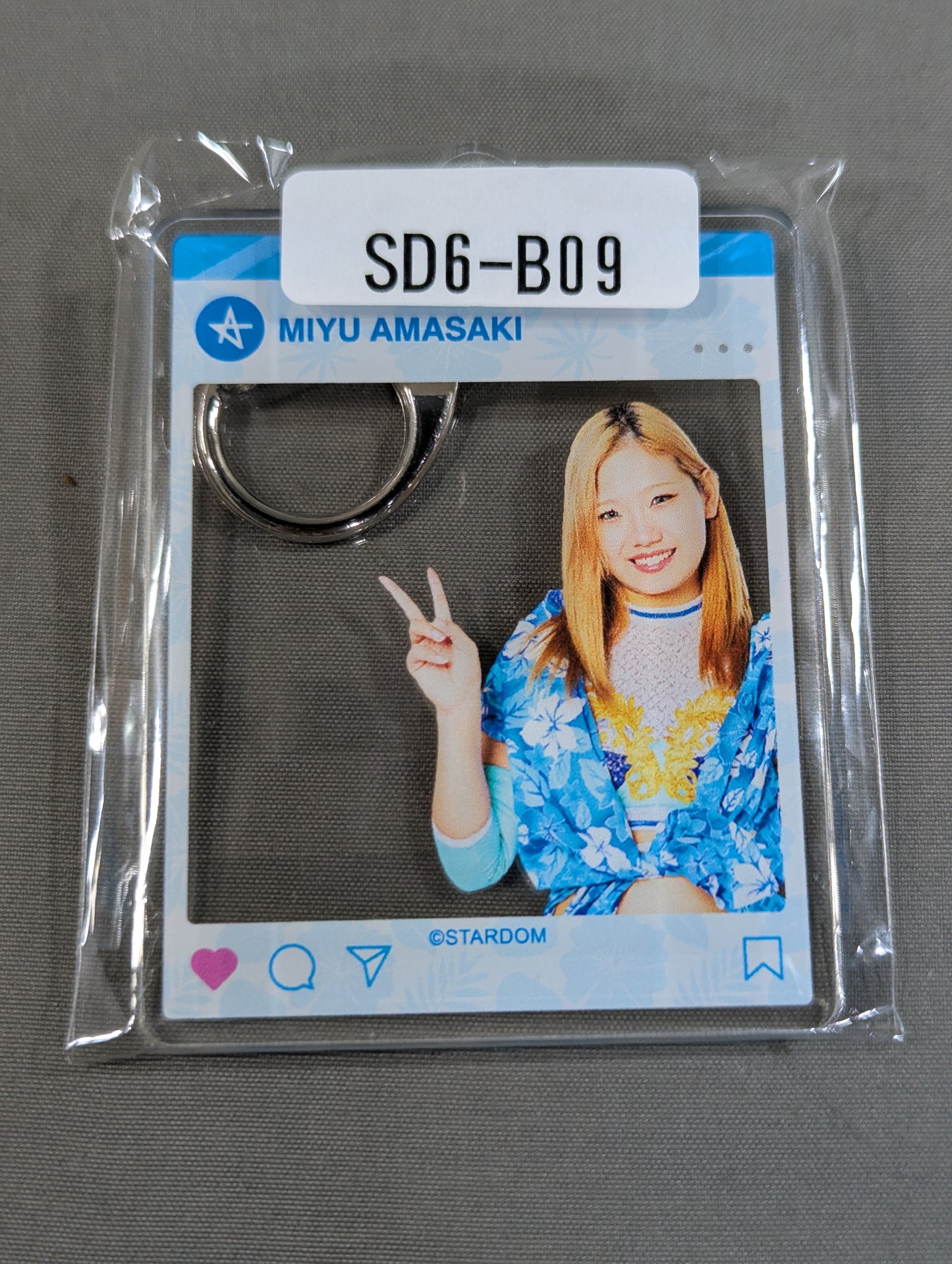 Miyu Amasaki Acrylic Keychain (STARDOM× Webpon)