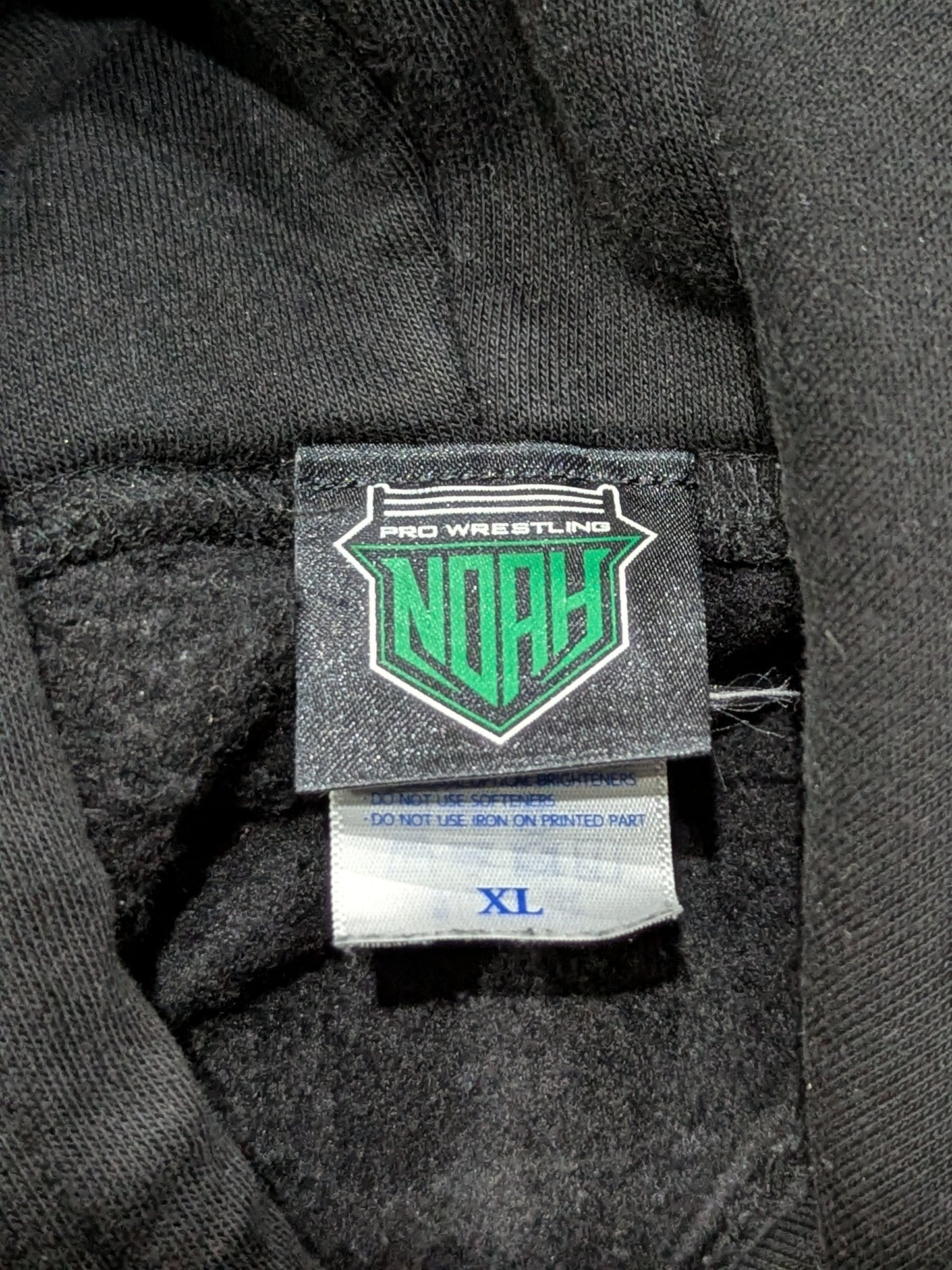 NOAH '00' Big Silhouette Pullover Hoodie (Black)