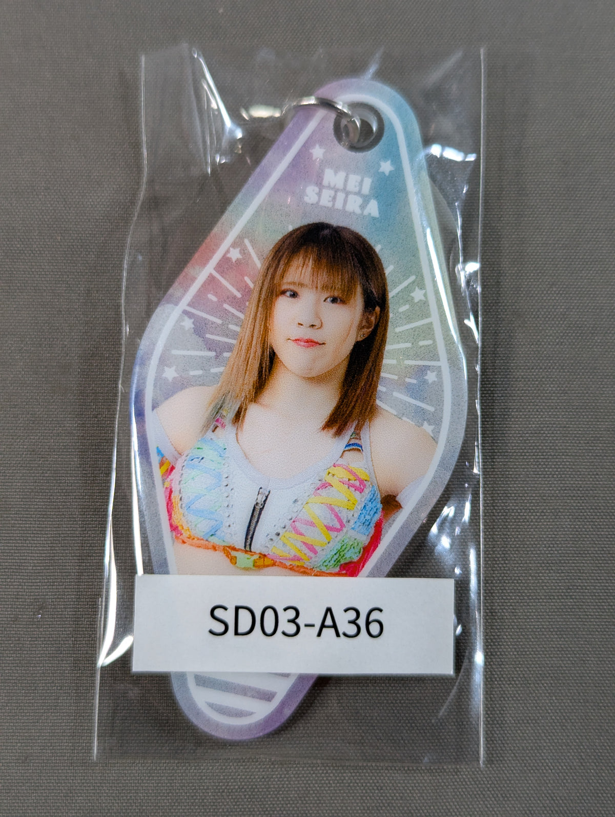 星来芽依 STARDOM×ウェブポン アクリルモーテルキーホルダー