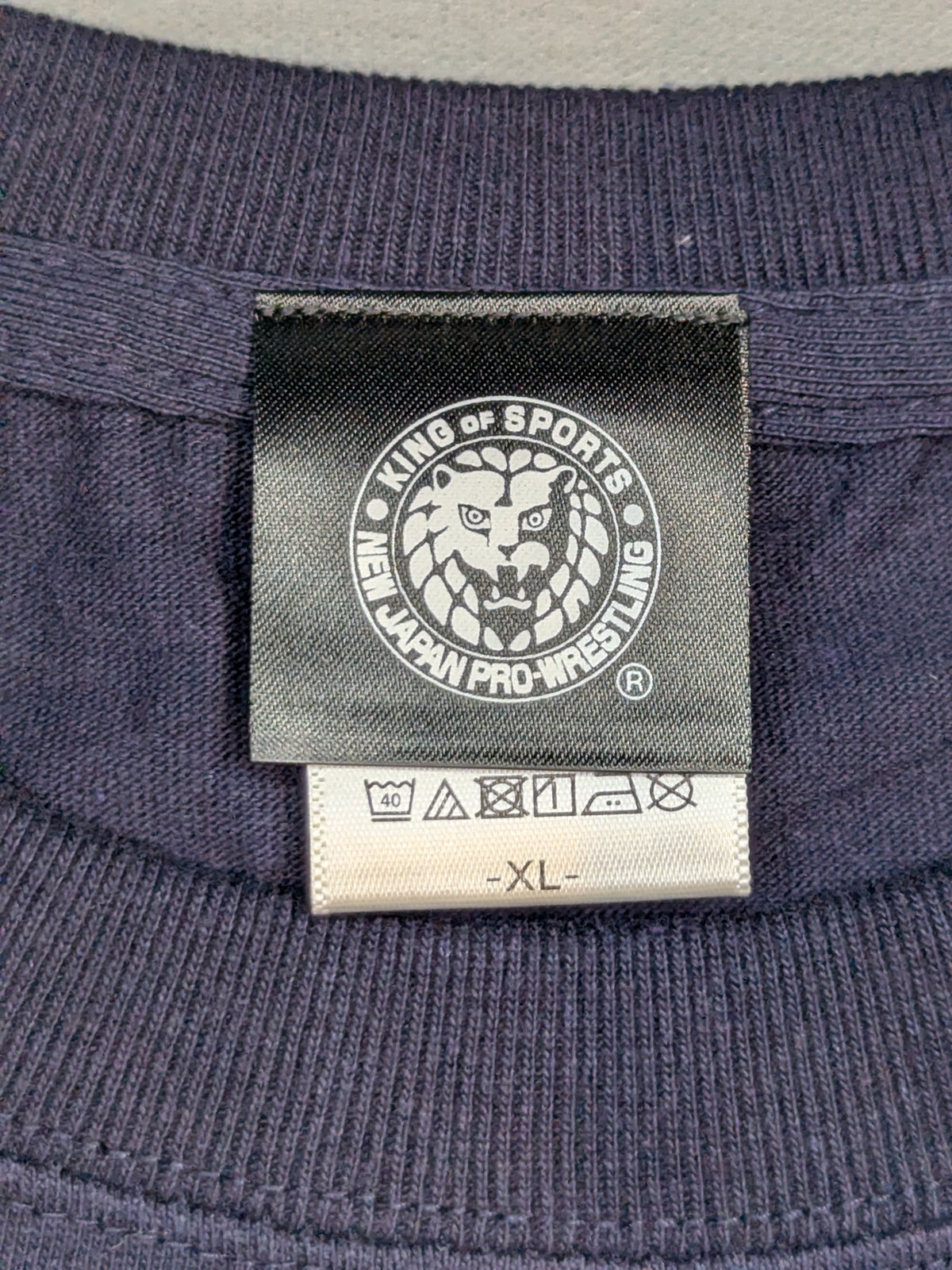 Lion Mark "NEW YORK" T-shirt