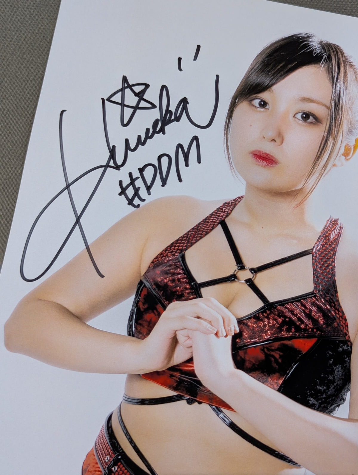 ひめか 直筆サイン入り スターダムポートレート(S-8)