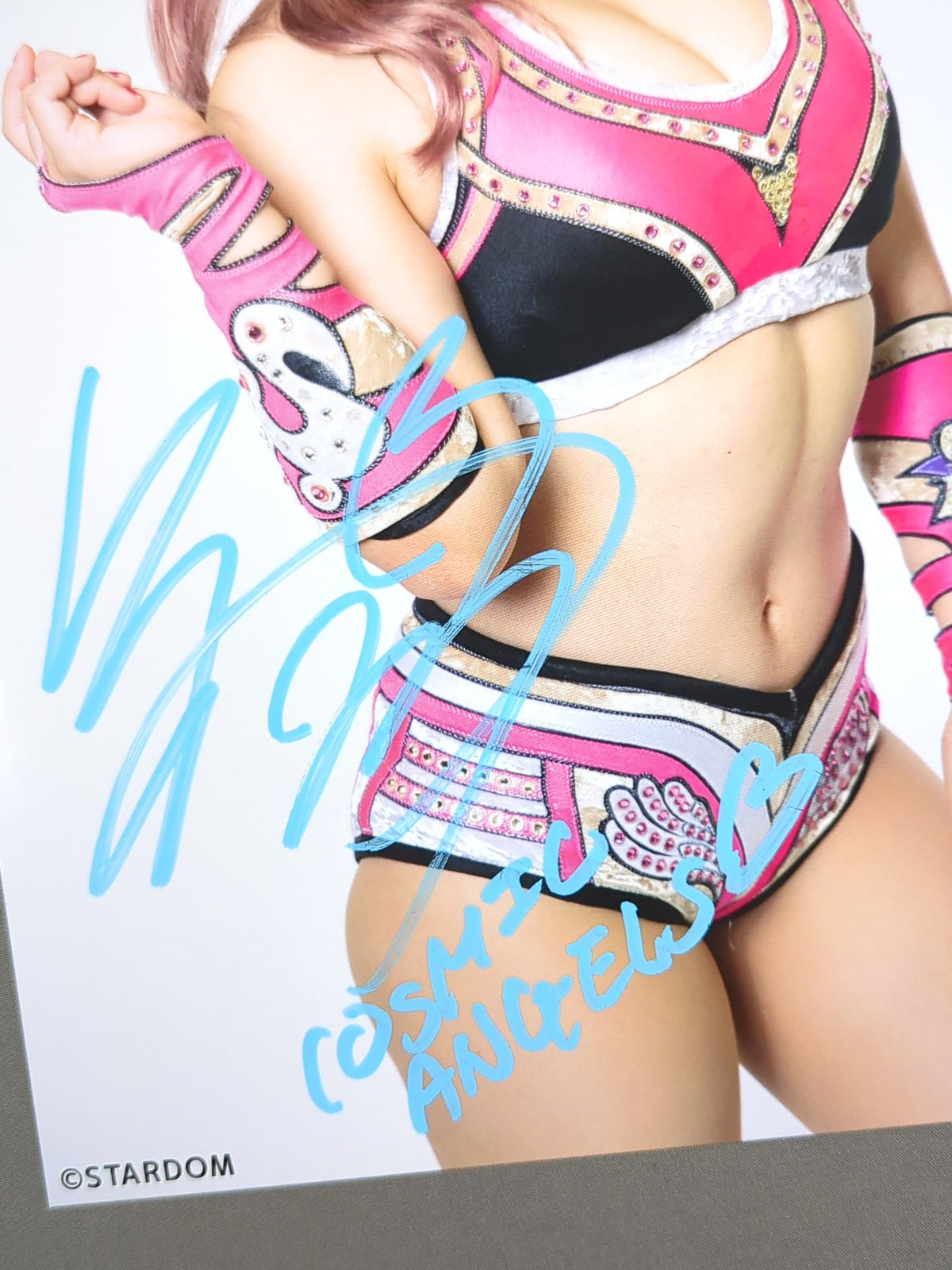 Mina Shirakawa hand signed autograph Stardom Pro-Photo (N-1)