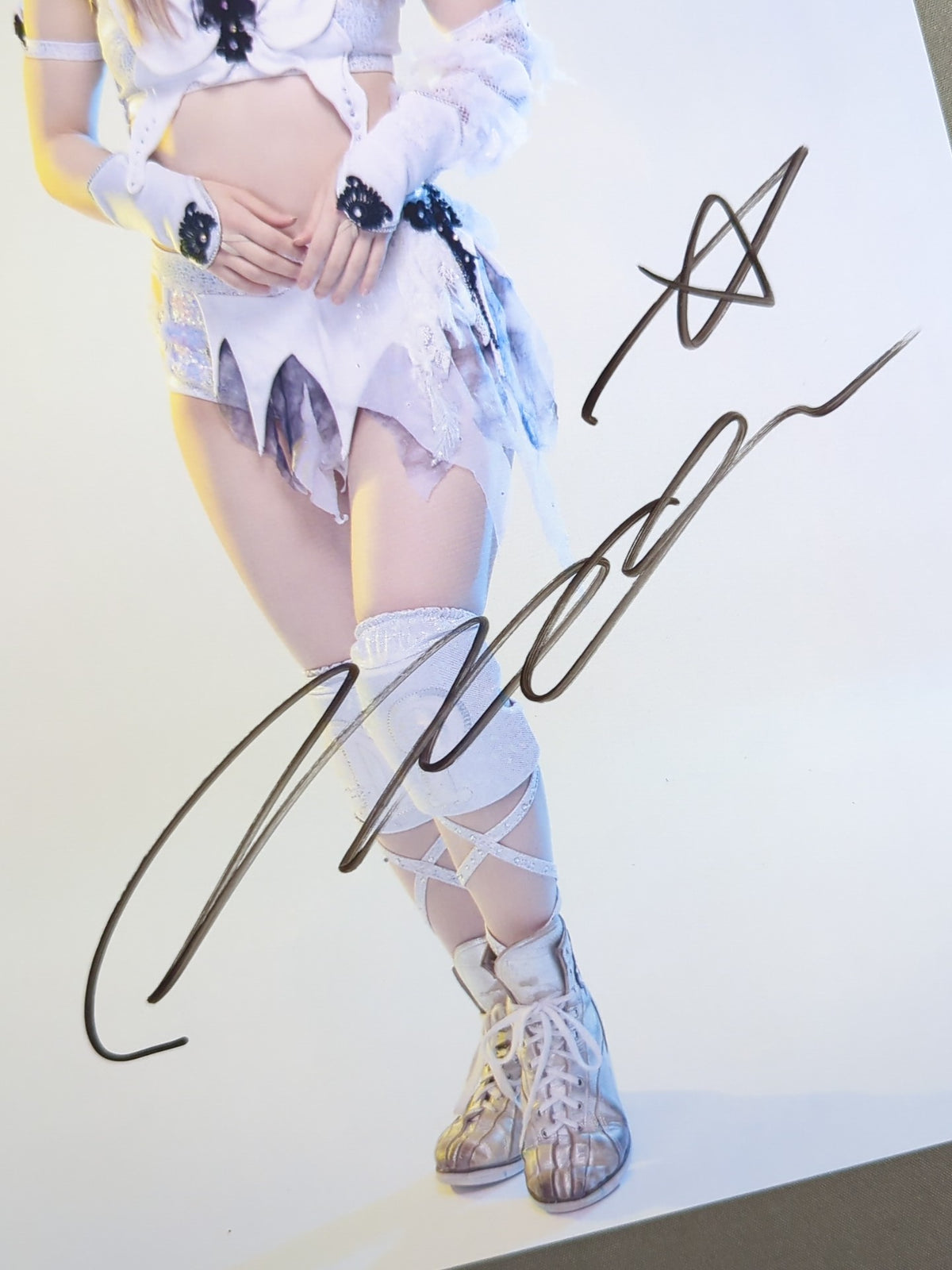 NATSUPOI hand signed autograph Stardom Pro-Photo (T-7)