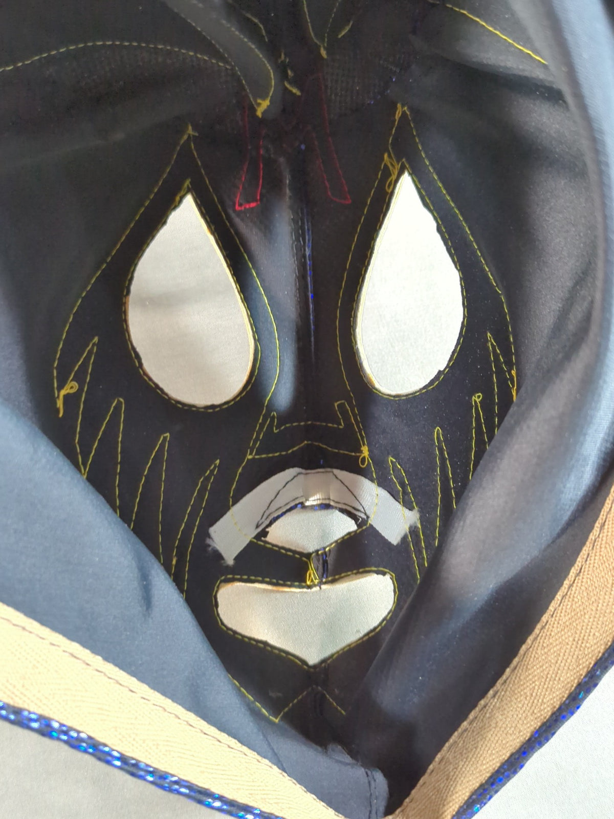 Mil Mascaras