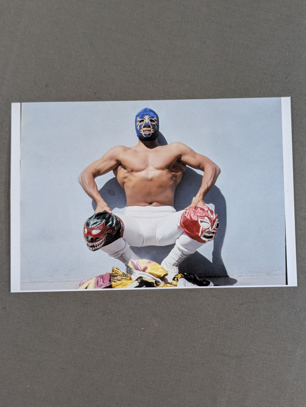 Mil Mascaras 1960s Lucha Libre magazine photo (A-1)