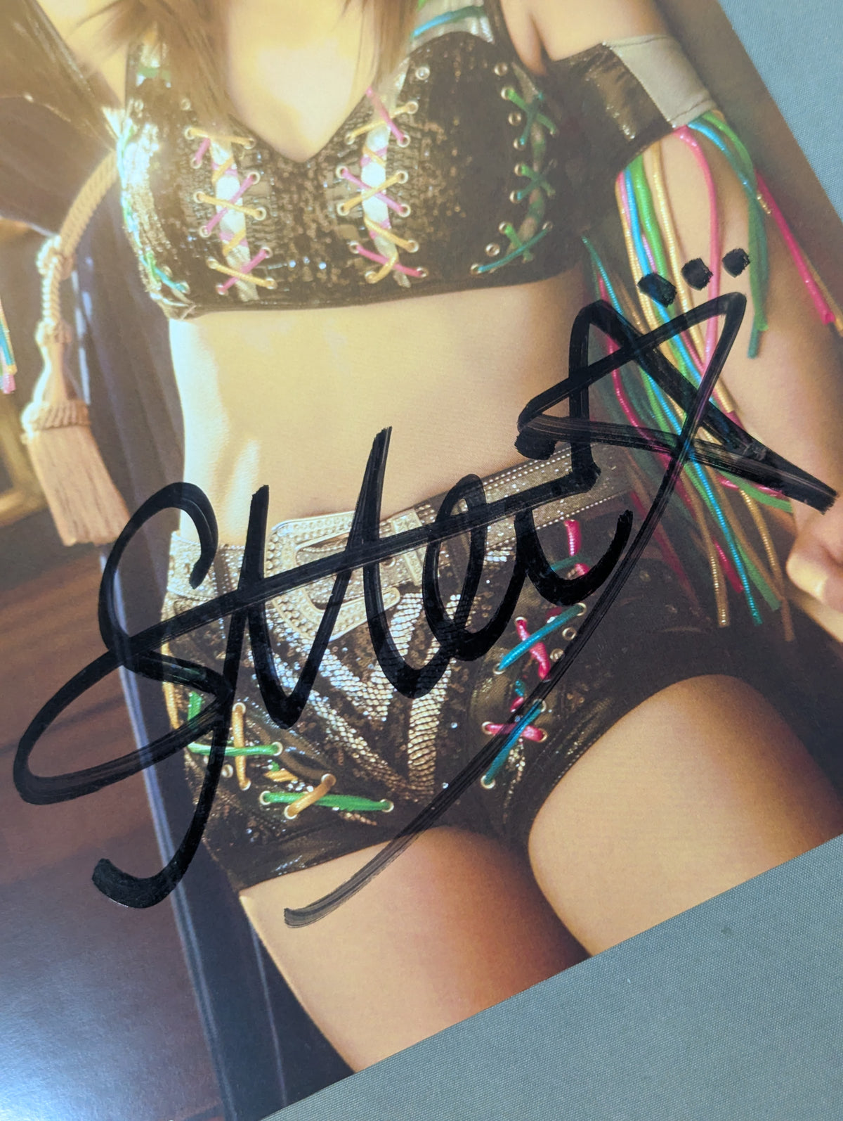 MEI SEIRA hand signed autograph Stardom Pro-Photo (C-3)