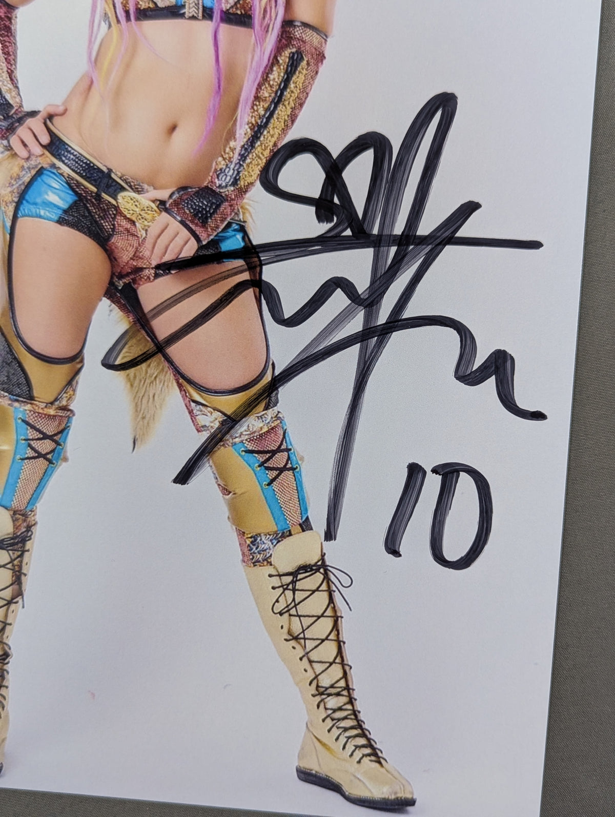 Giulia hand signed autograph Marigold Pro-Photo (B-9)