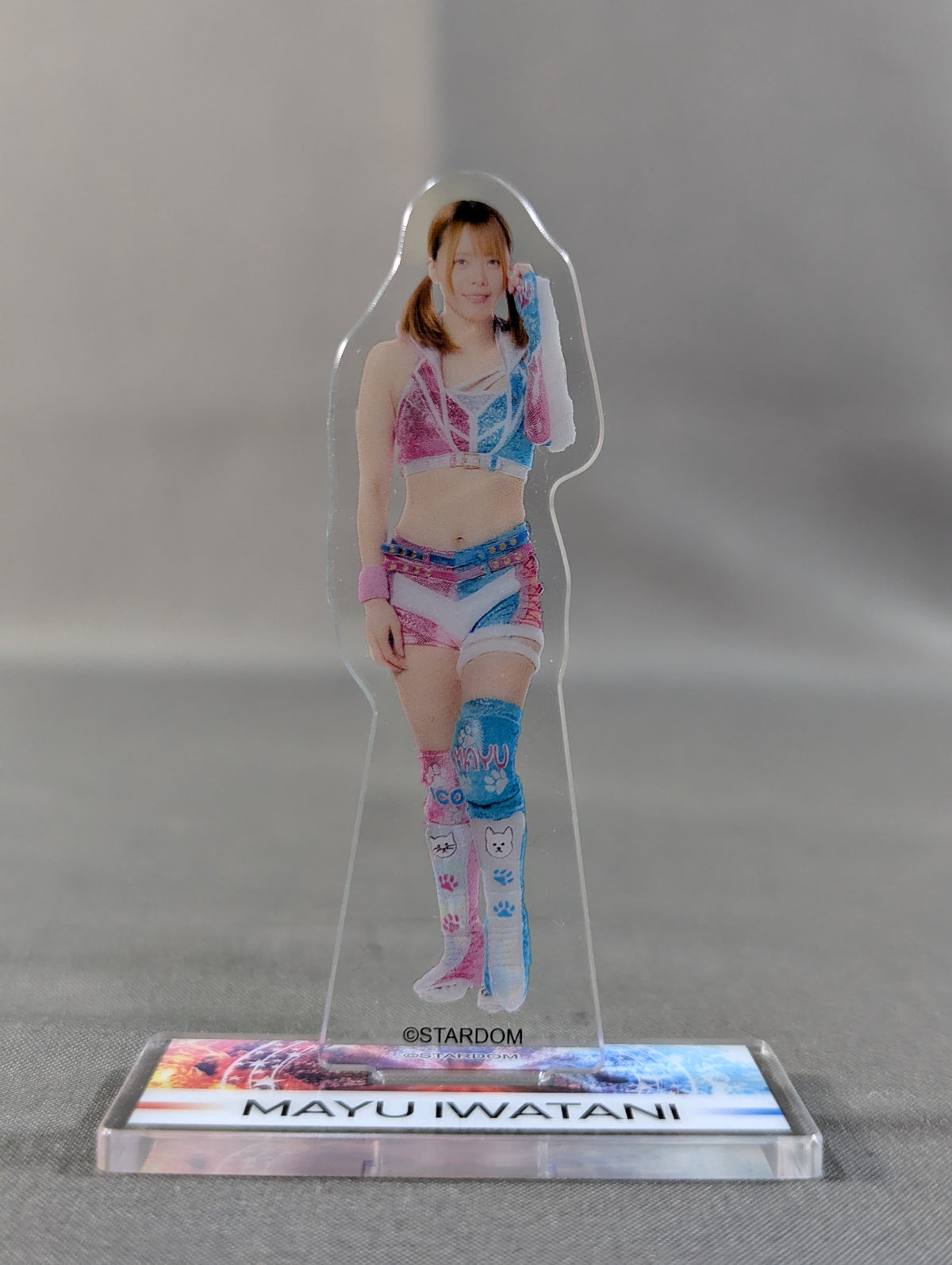 岩谷麻優 ミニアクリルスタンド② WORLD WONDER RING STARDOMくじ(2025)