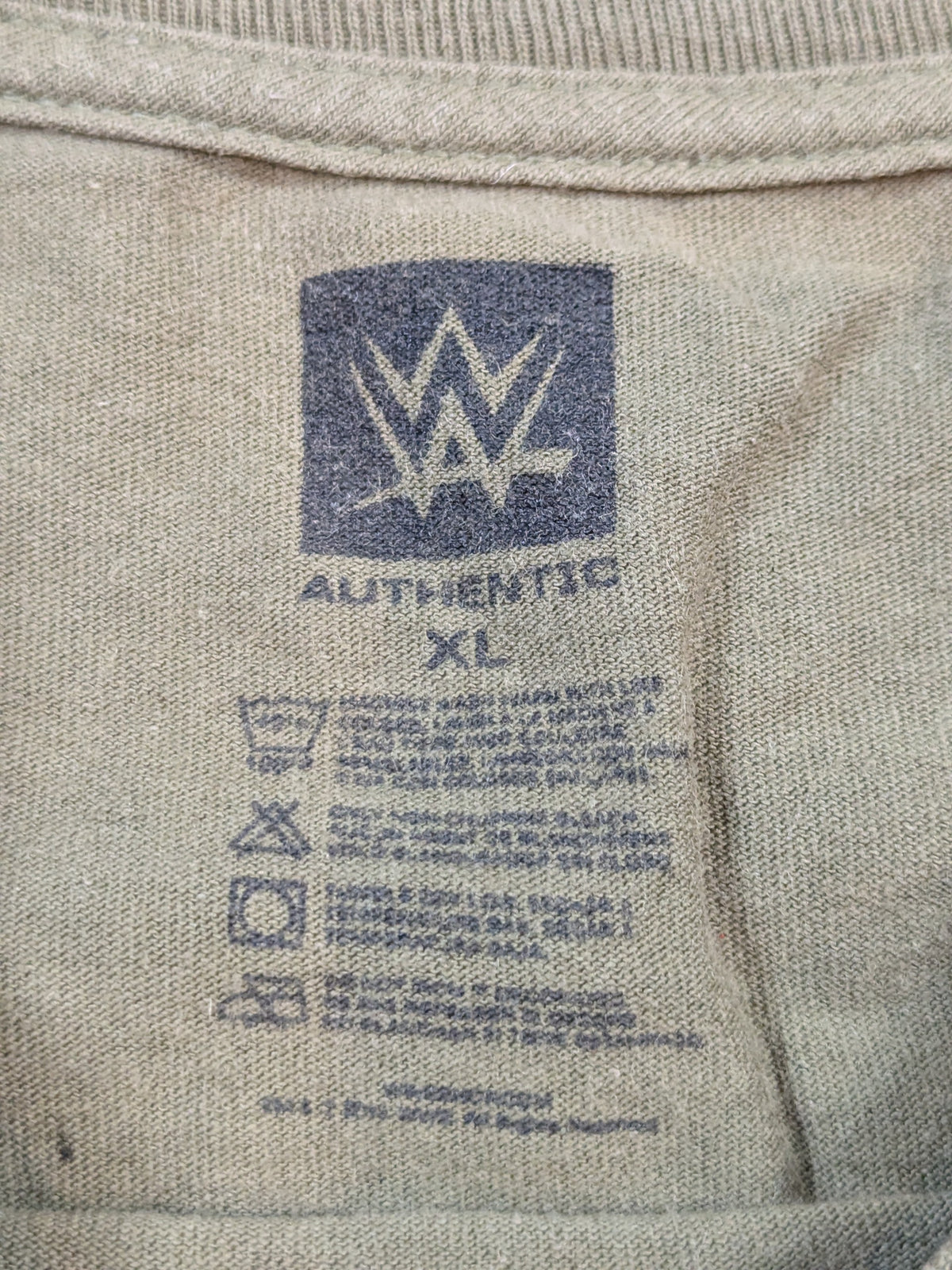 Bray Wyatt 'FOLLOW THE LIGHT' T-SHIRT (WWE (2010s) / Khaki)
