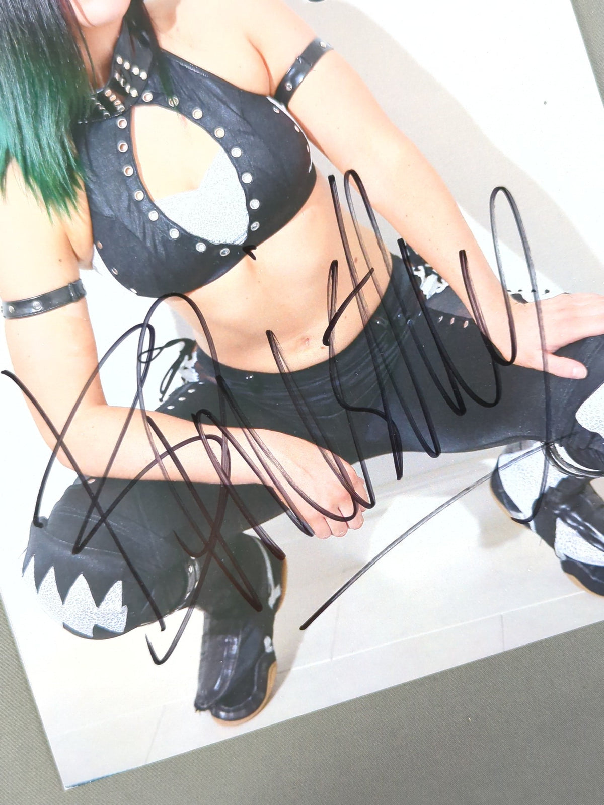 Bea Priestley hand signed autograph Starda Mu Pro-Photo (A-3)