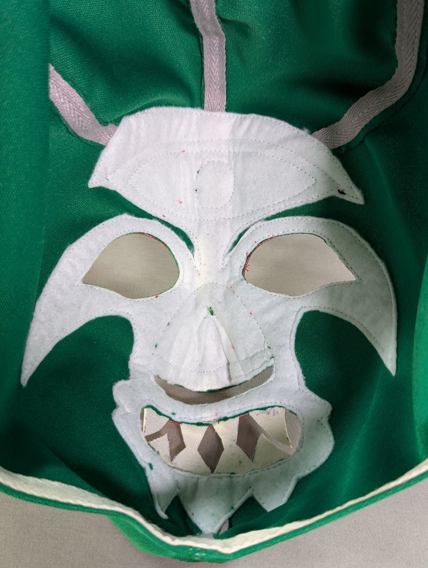 Mil Mascaras 
