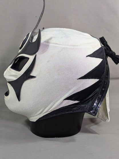 スペル・アトモ