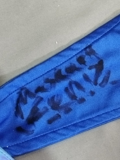 ヘニス