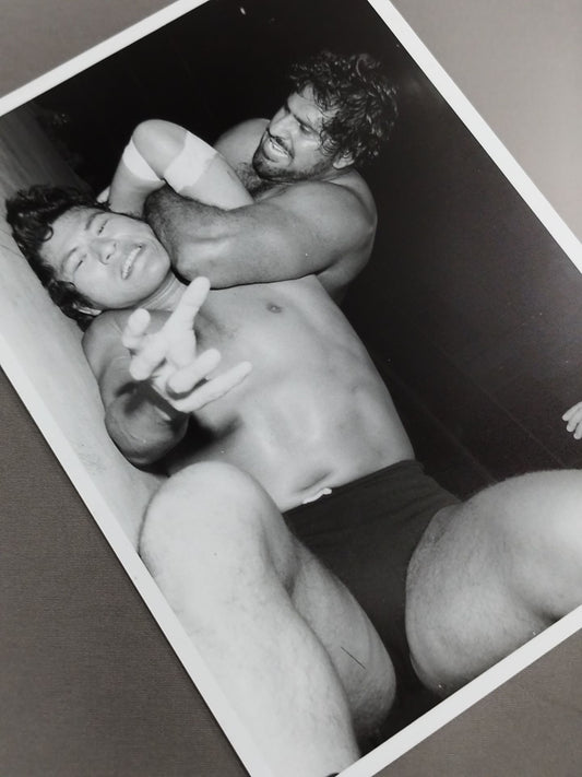 アントニオ猪木vsタイガー・ジェット・シン 白黒写真(A-1)