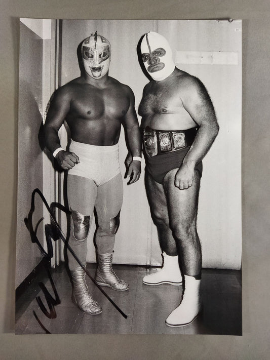 ウルトラセブン 直筆サイン入り大判写真(A-2)