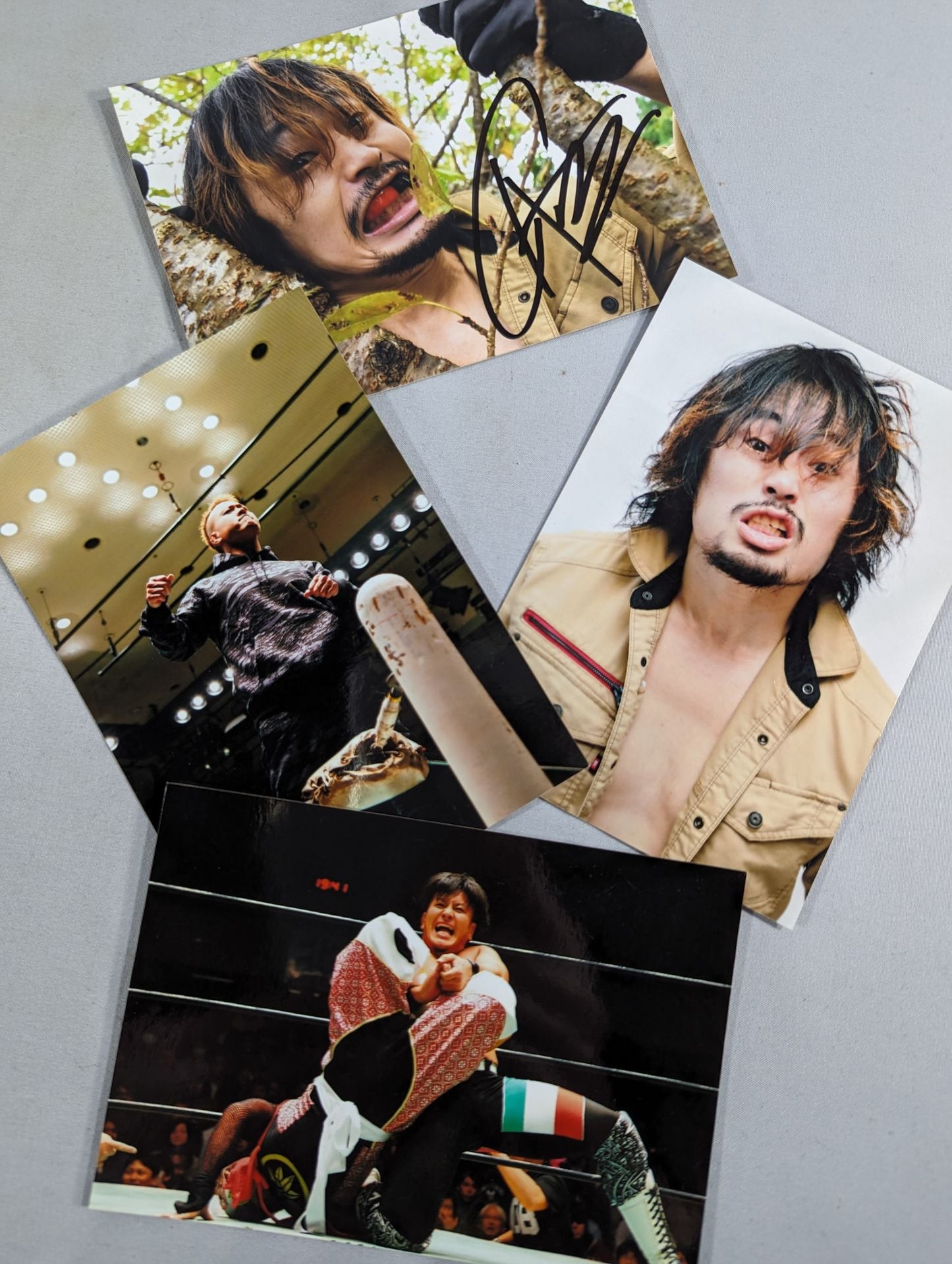 【4選手直筆サイン入り】みちのくプロレス 写真セット