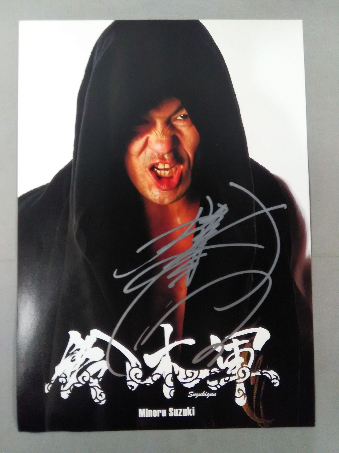 ★ Suzuki Minoru ★ Suzuki hand signed autograph Pro-Photo 