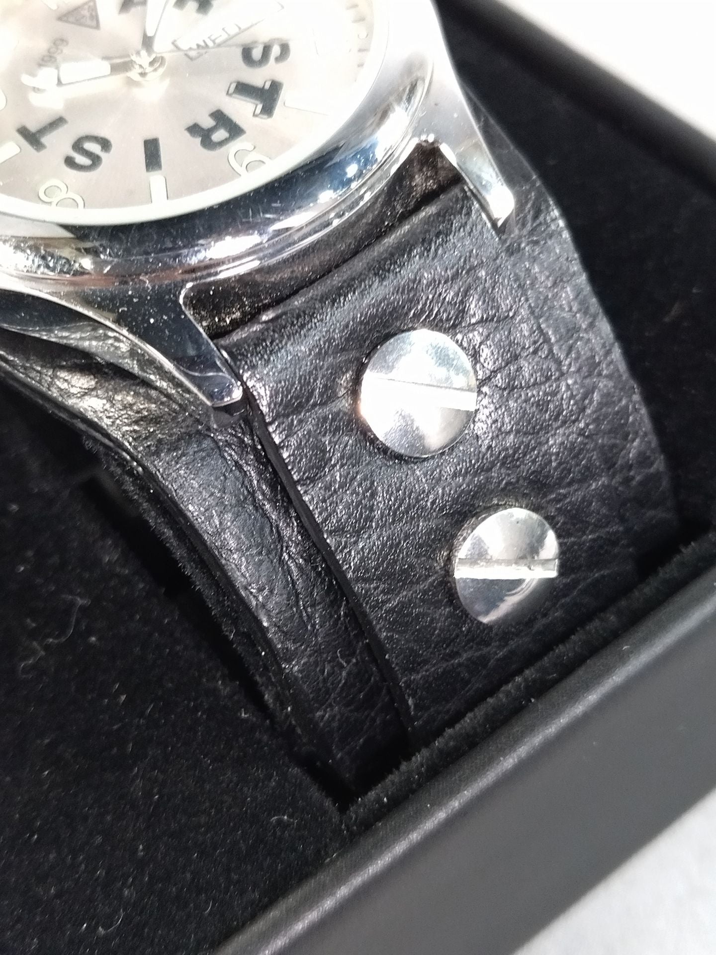 ★ARISTRIST★ 革ベルト腕時計