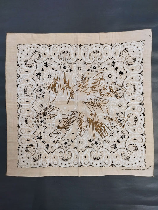 ★ ★ Strongest U.W.F. International Autograph is printed bandana