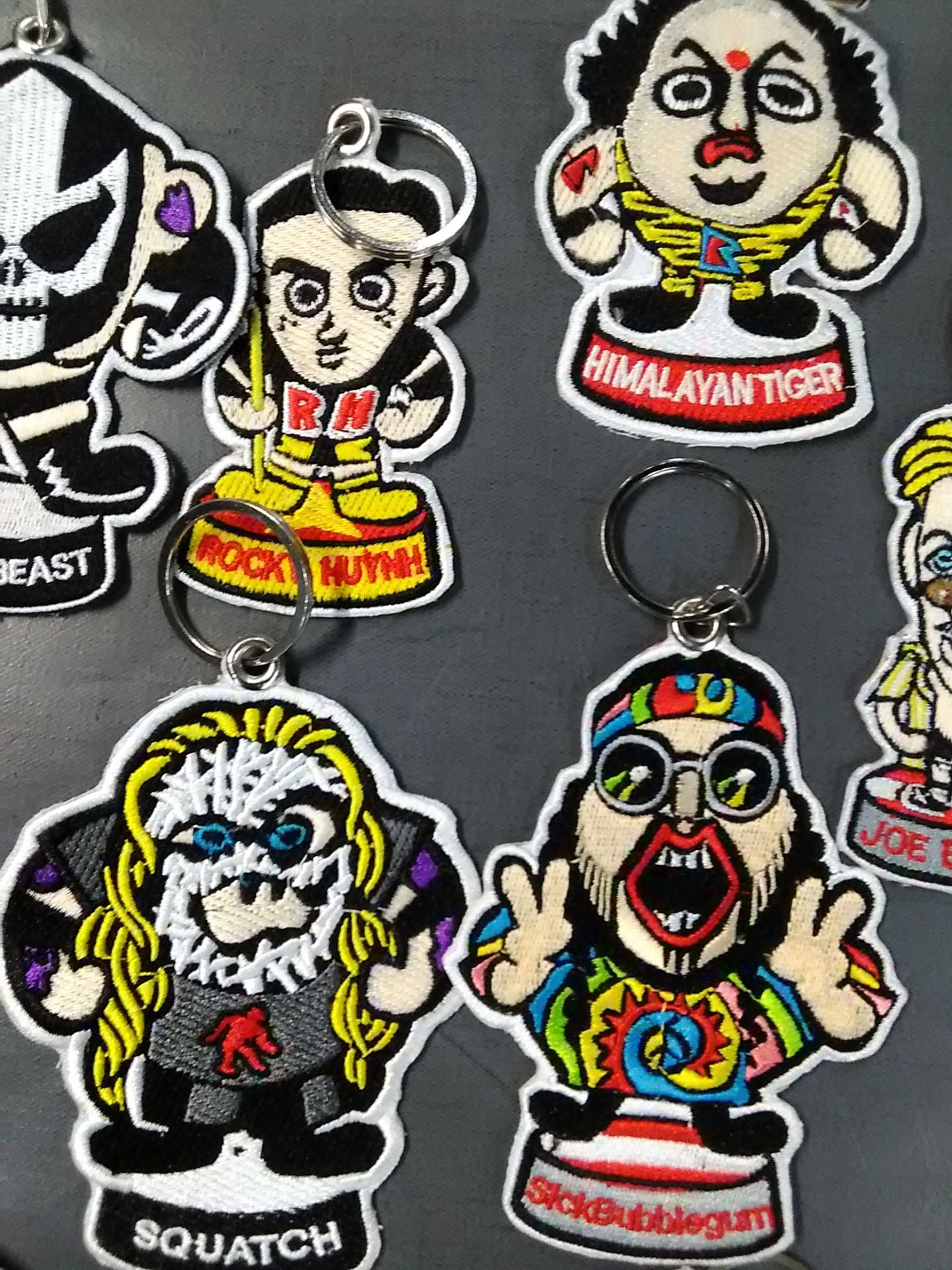 【地下プロレス世界7カ国出場選手】ワッペンキーホルダーセット