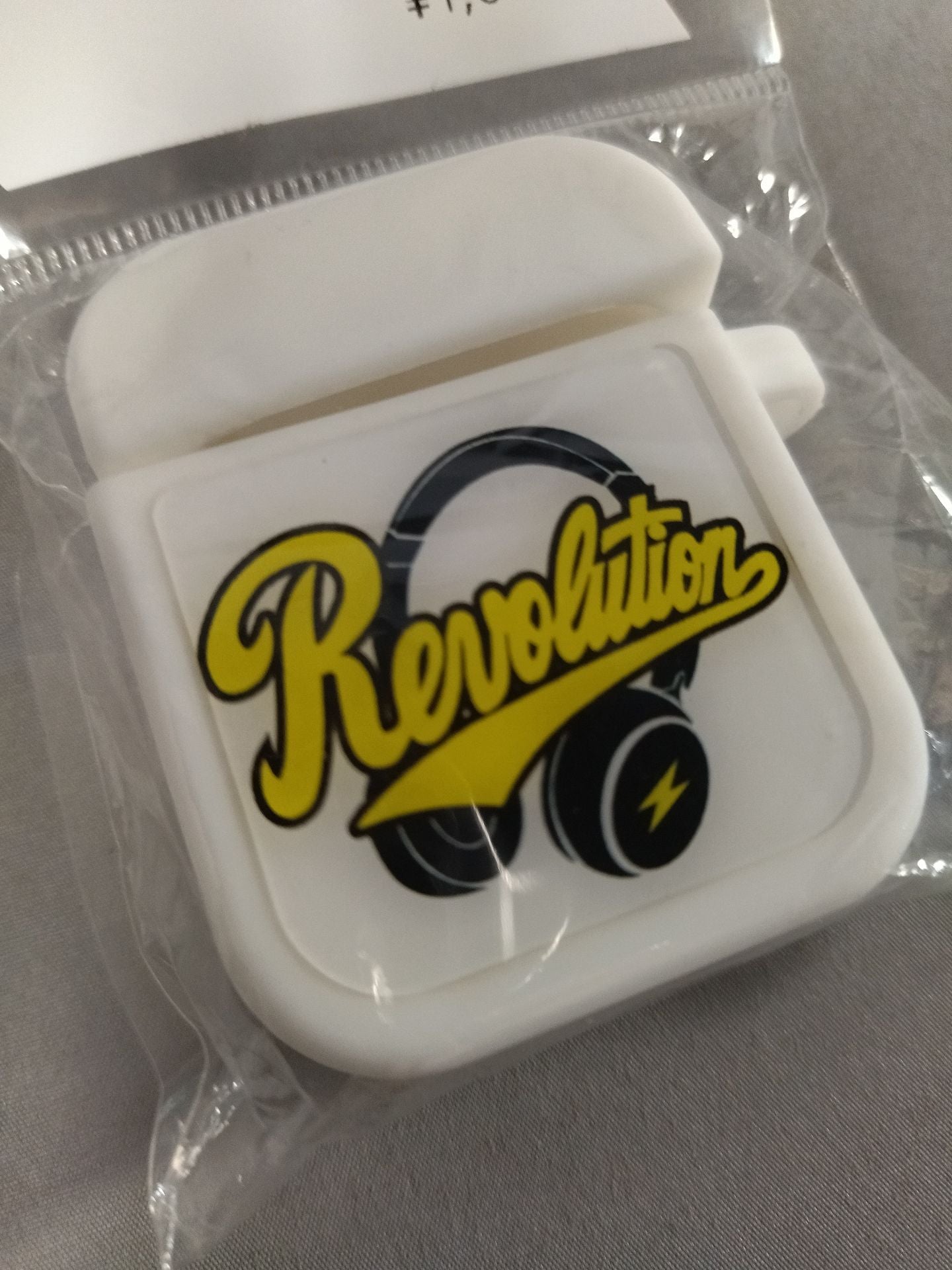Revolution 天龍源一郎 AirPods シリコンケース