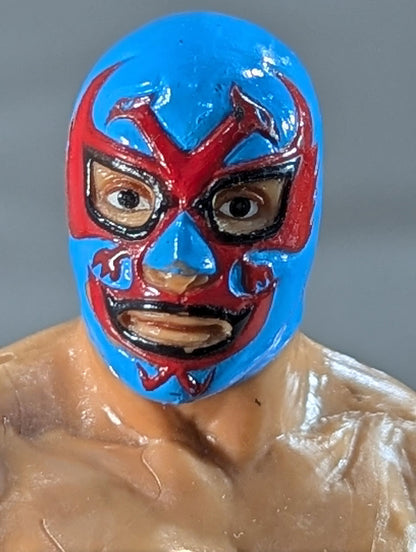 Dos Caras (light blue mask)