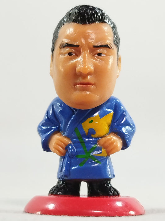 Rikidozan  (B) Gown