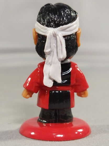 Shinya Hashimoto  (B) Gown