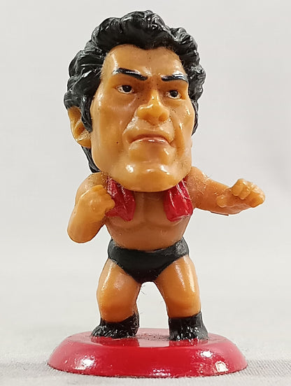 Antonio Inoki  (B) Red towel