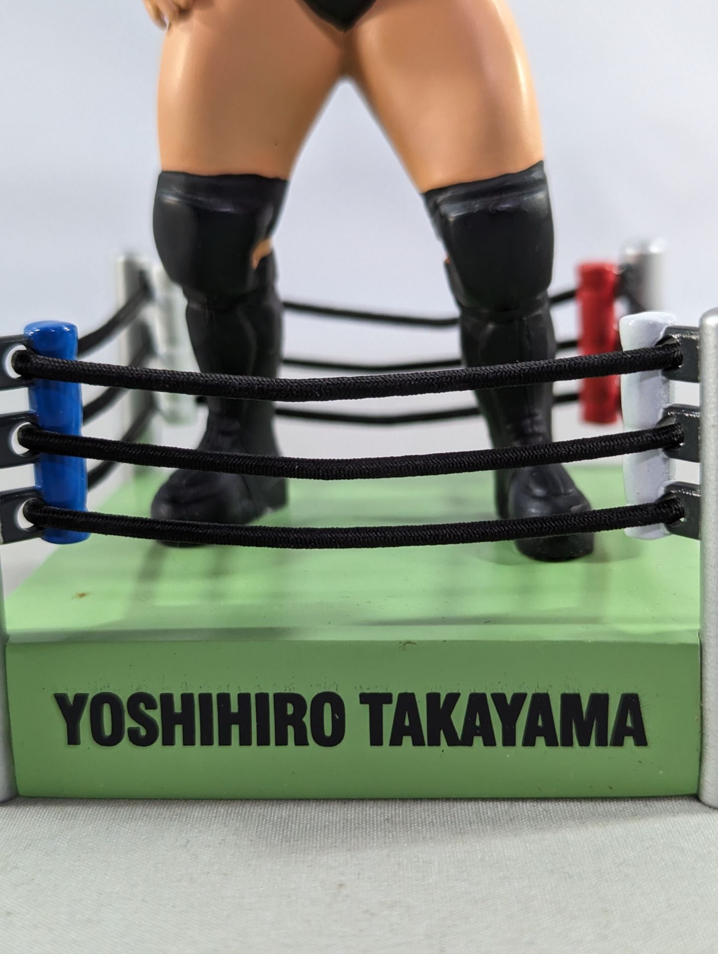 Yoshihiro Takayama  (bobbing head doll)